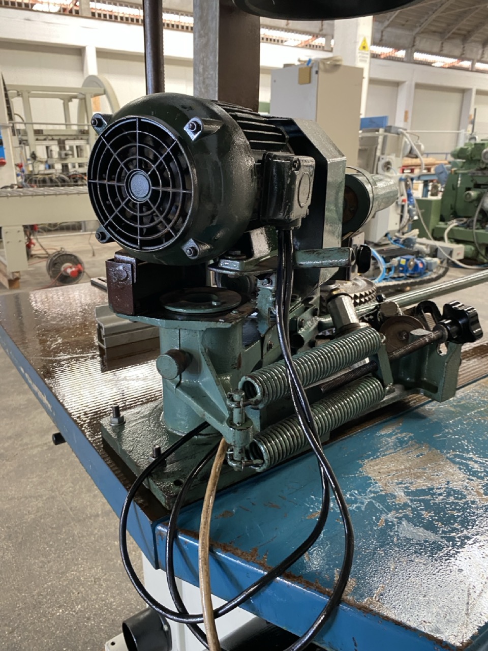 Usato 2000 Cosma 900 marchiata CE, completa di Refendino