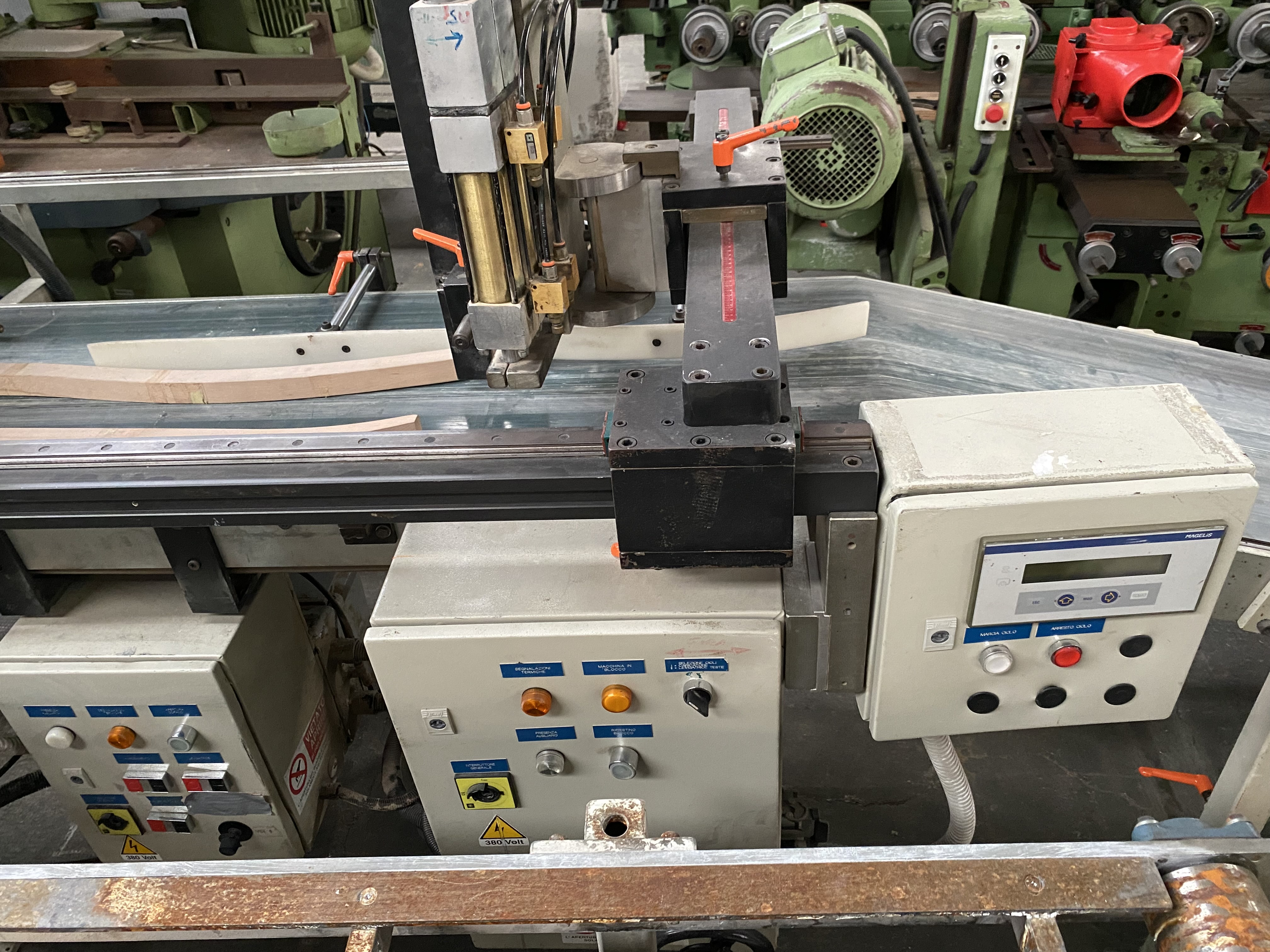 Usato Camam LEC200/AV (modificata) con nastro di introduzione e caricatore