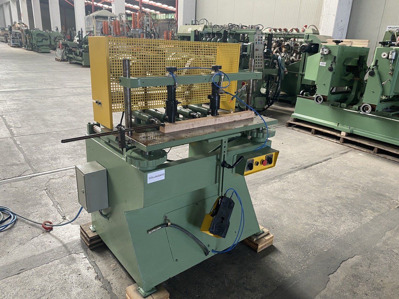 Usato Foratrice orizzontale a 4 mandrini