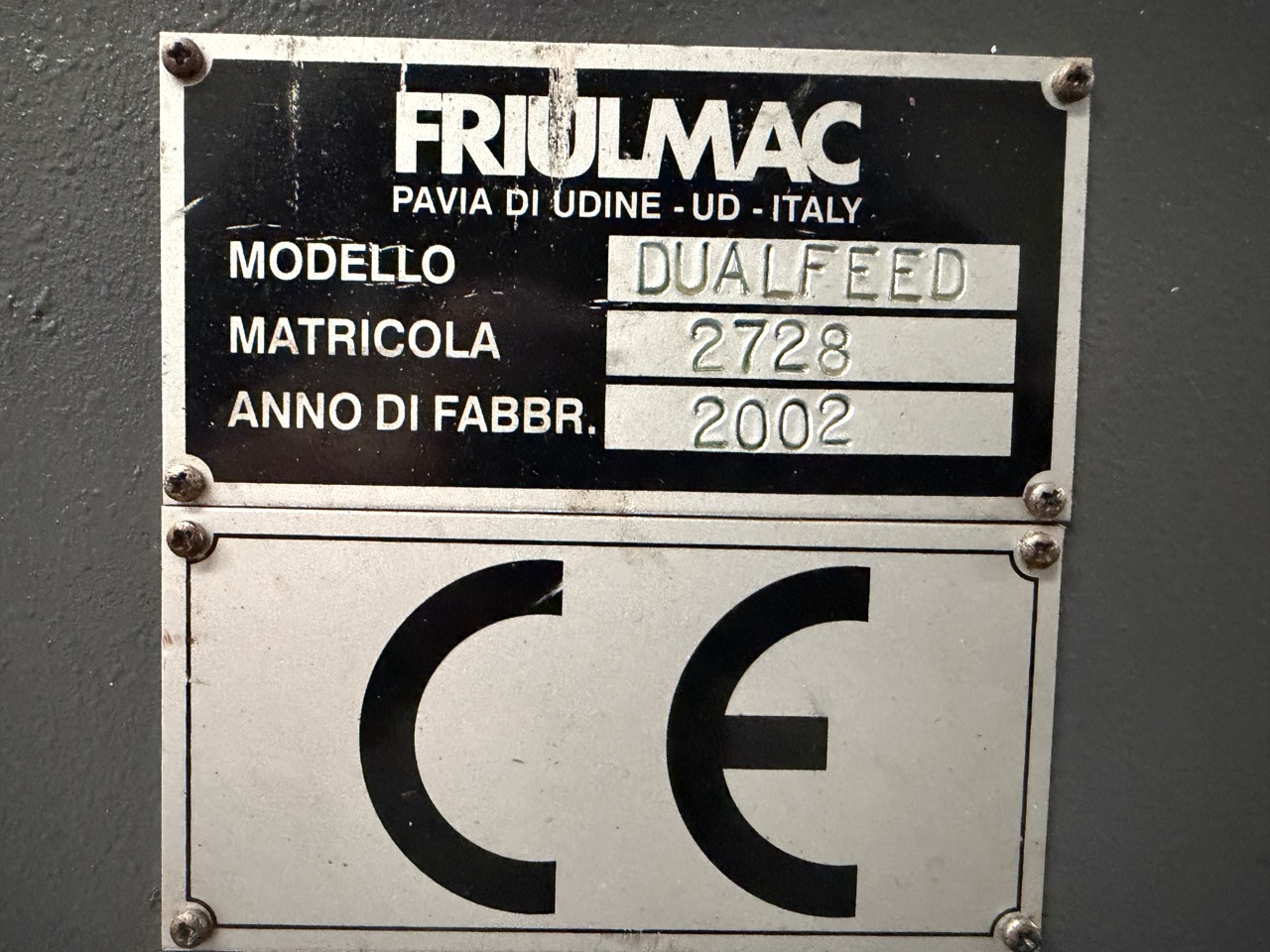 Usato 2002 Friulmac DUALFEED Troncatore - Caricatore per Scorniciatrice idraulico, automatico, con regolazione misure elettronica.