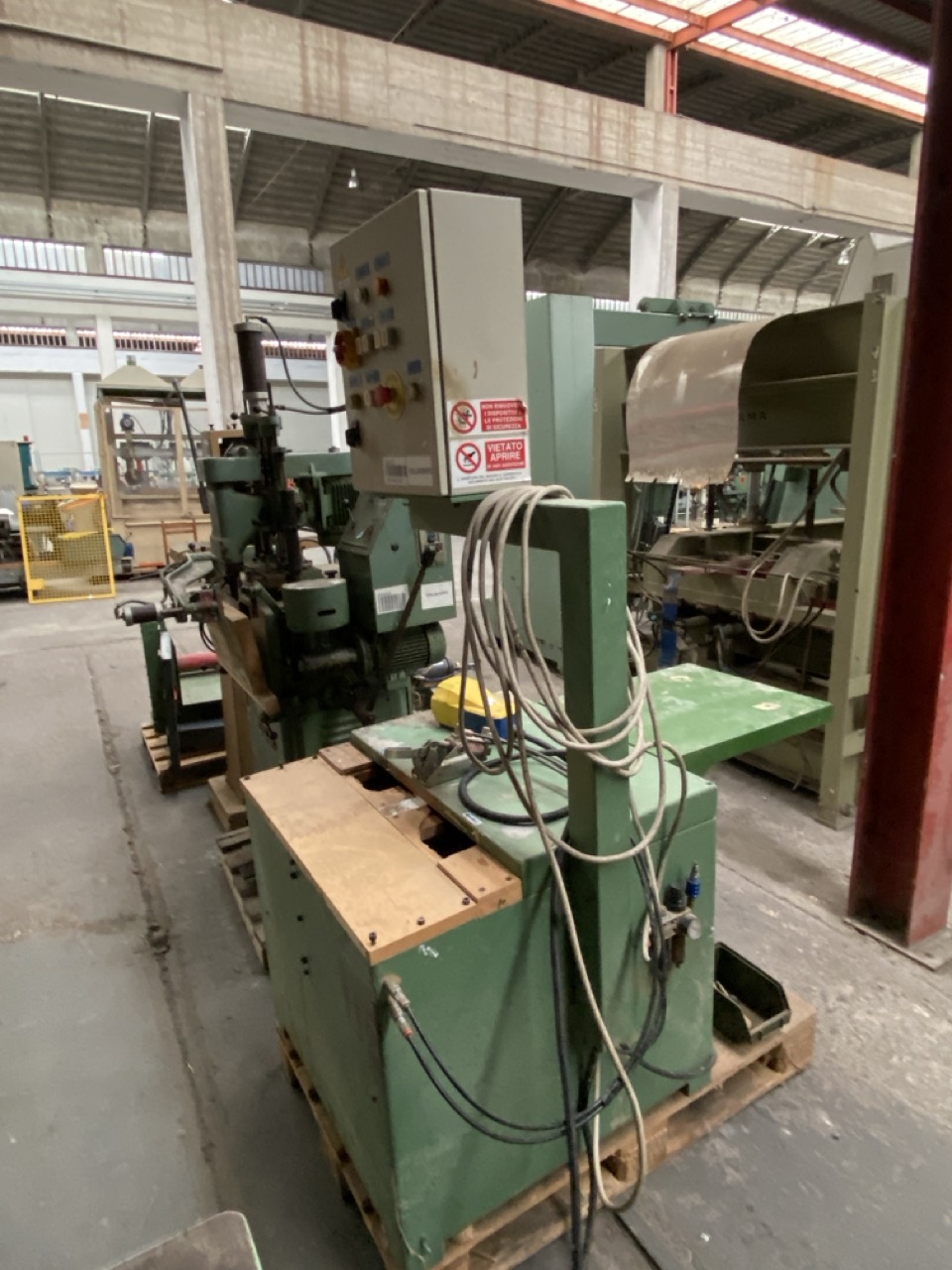 Usato Uguagliatrice per gambe di sedia