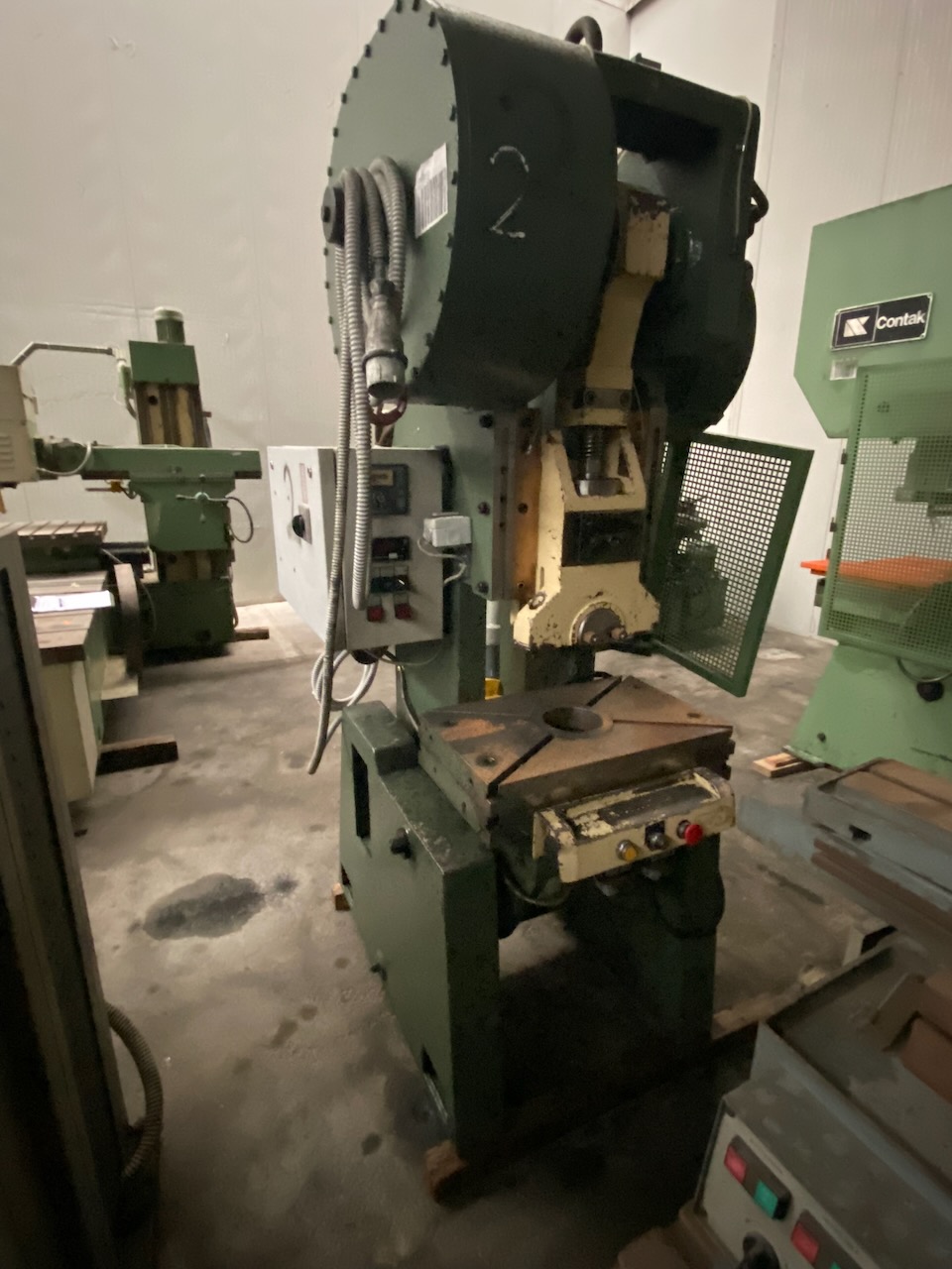 Usato Pressa eccentrica marca Invernizzi modello T/35 FZ, 35 tonnellate