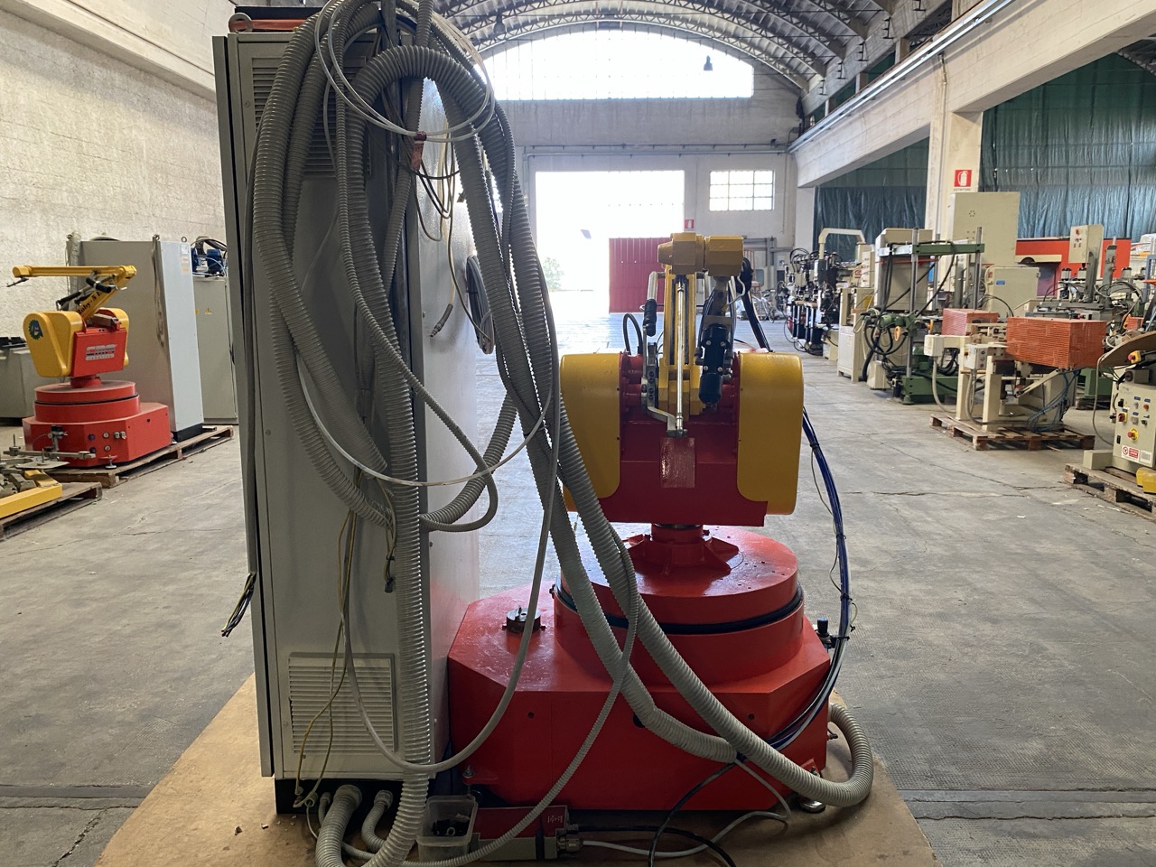 Usato 1997 CMA Roby 5 EX Robot di verniciatura antropomorfo (auto apprendimento) completo di pistola elettrostatica e generatore