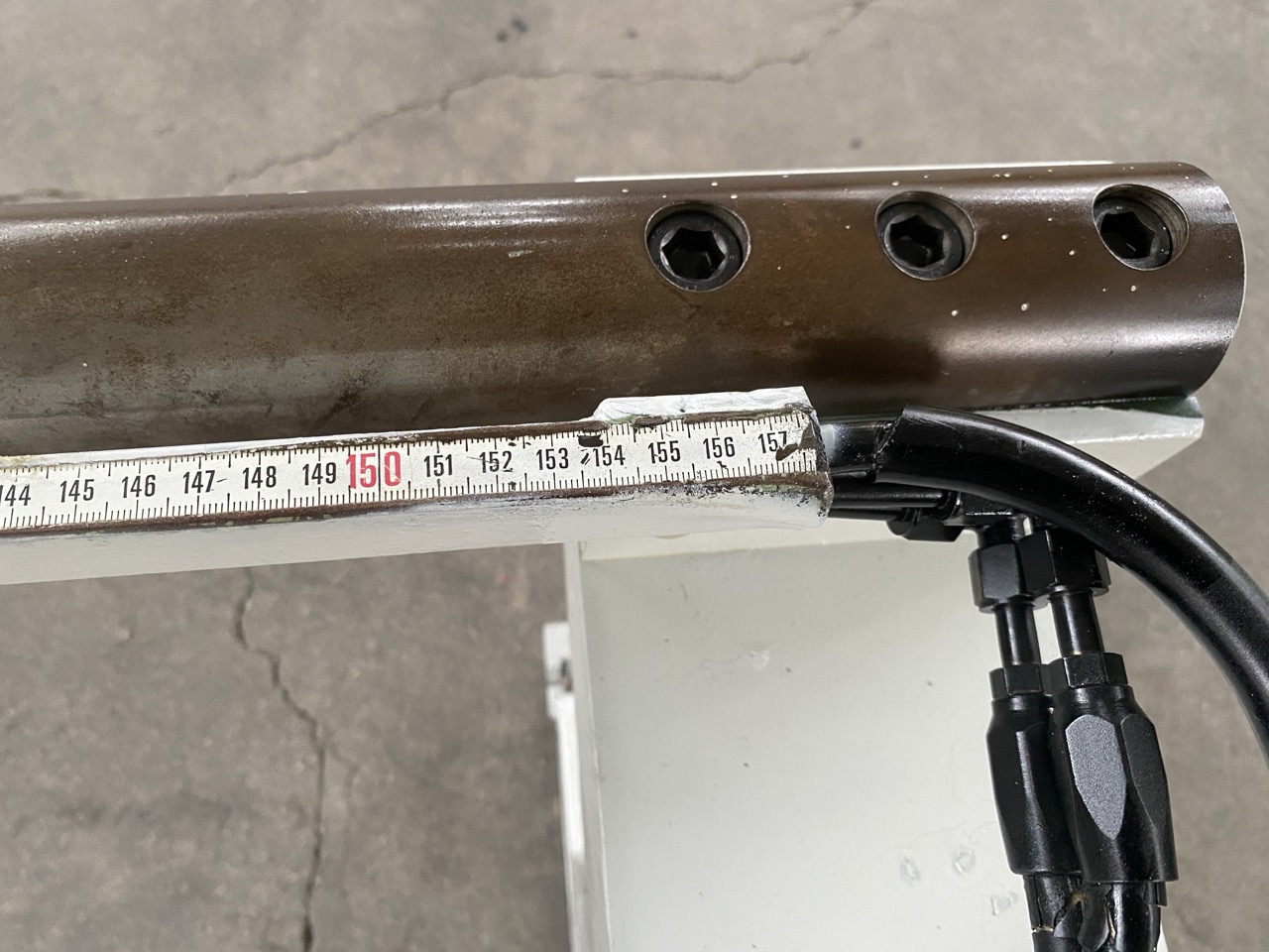 Ricondizionato Troncatore caricatore per scorniciatrice, marca Friulmac,modello FN3, usato, collaudato