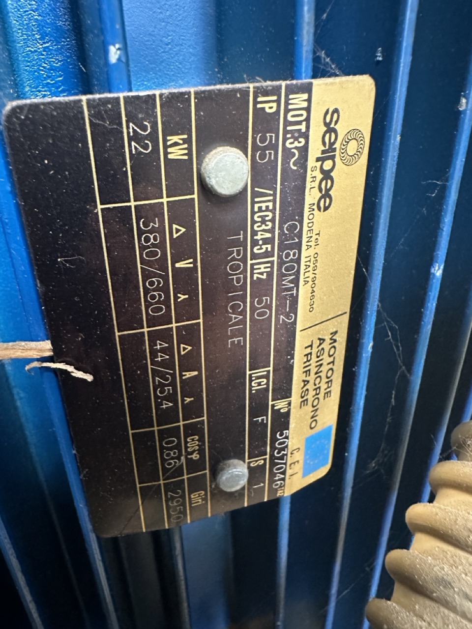 Usato 1997 Giostra contornatrice per sedili, taglieri e prodotti similari con albero potenziato