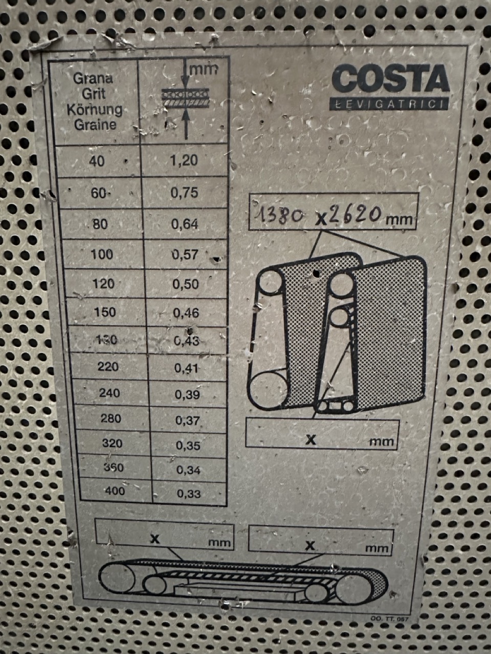 Usato 1999 Costa K757 CCC CCC 1350 Linea di calibratura a 3 rulli superiori e 3 rulli inferiori, larghezza tappeto mm. 1350