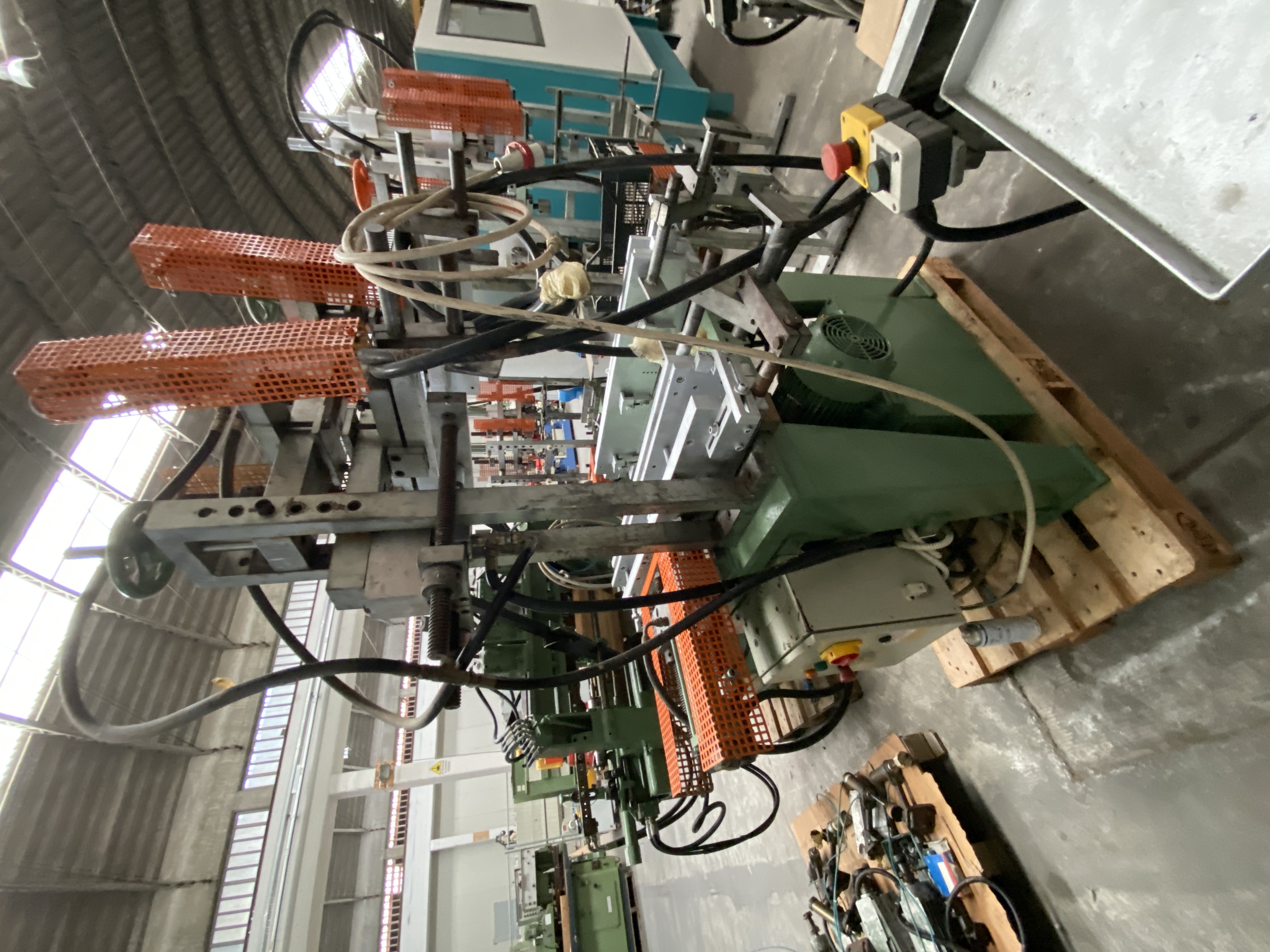 Usato Camam SI/PM Strettoio premontaggio idraulico per l'assemblaggio di sedie in legno