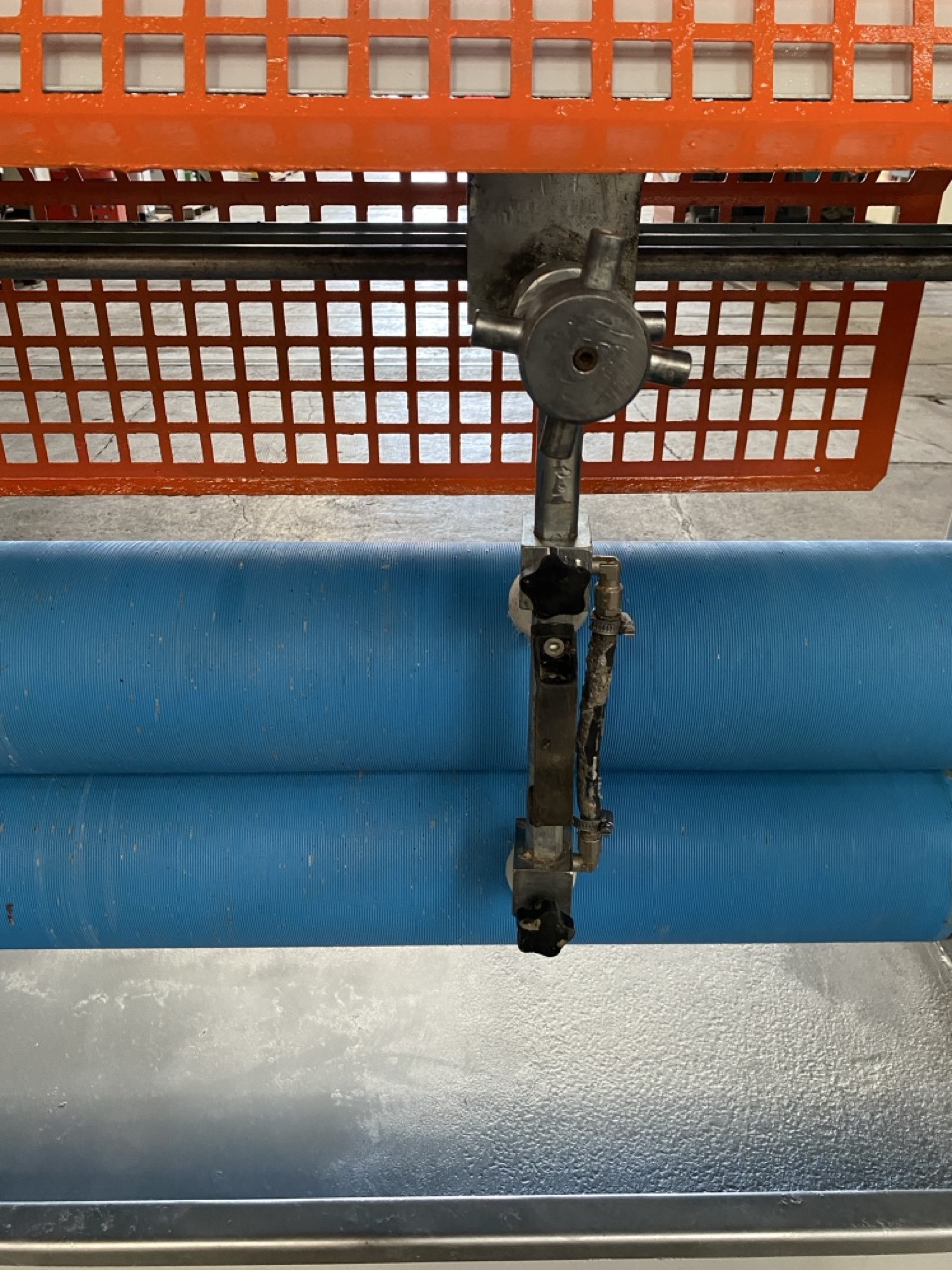 Usato Spalmacolla a 2 rulli con pulitore manuale