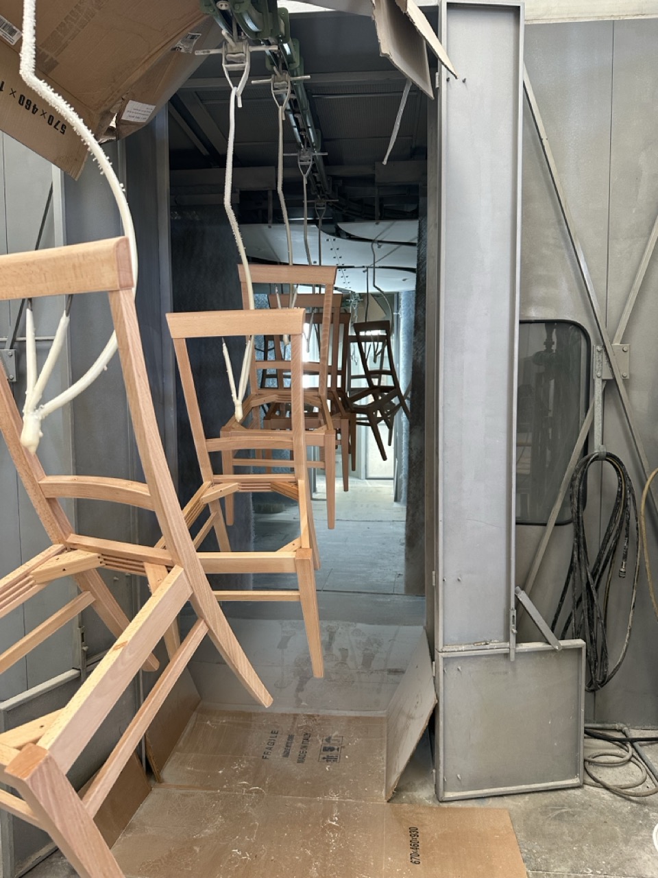 Usato Impianto automatico di verniciatura per sedie