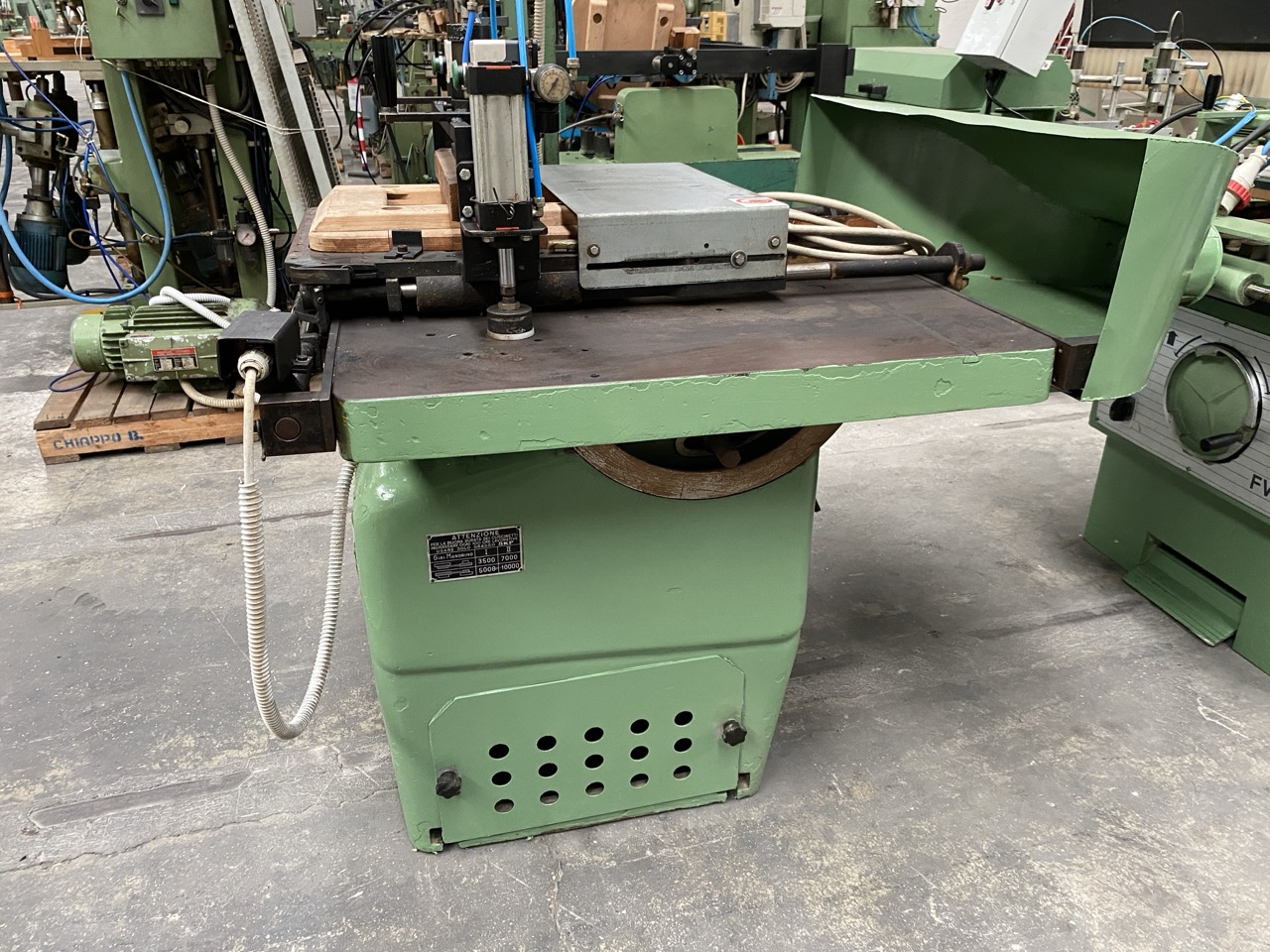 Usato Fresatrice manuale per sedili in legno o elementi simili