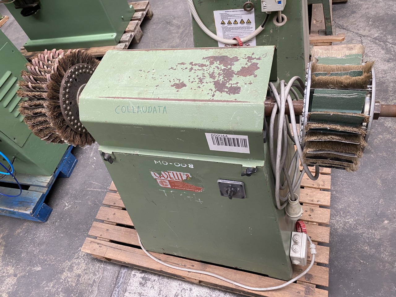 Usato Spazzolone con 2 teste