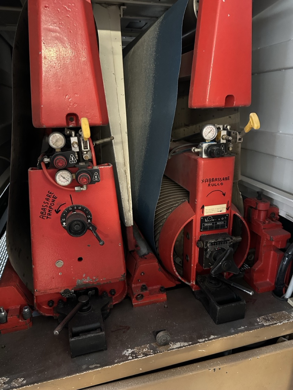 Usato SCM Sandya RT 1100 Calibratrice Rullo+Tampone, larghezza tappeto 1100 mm