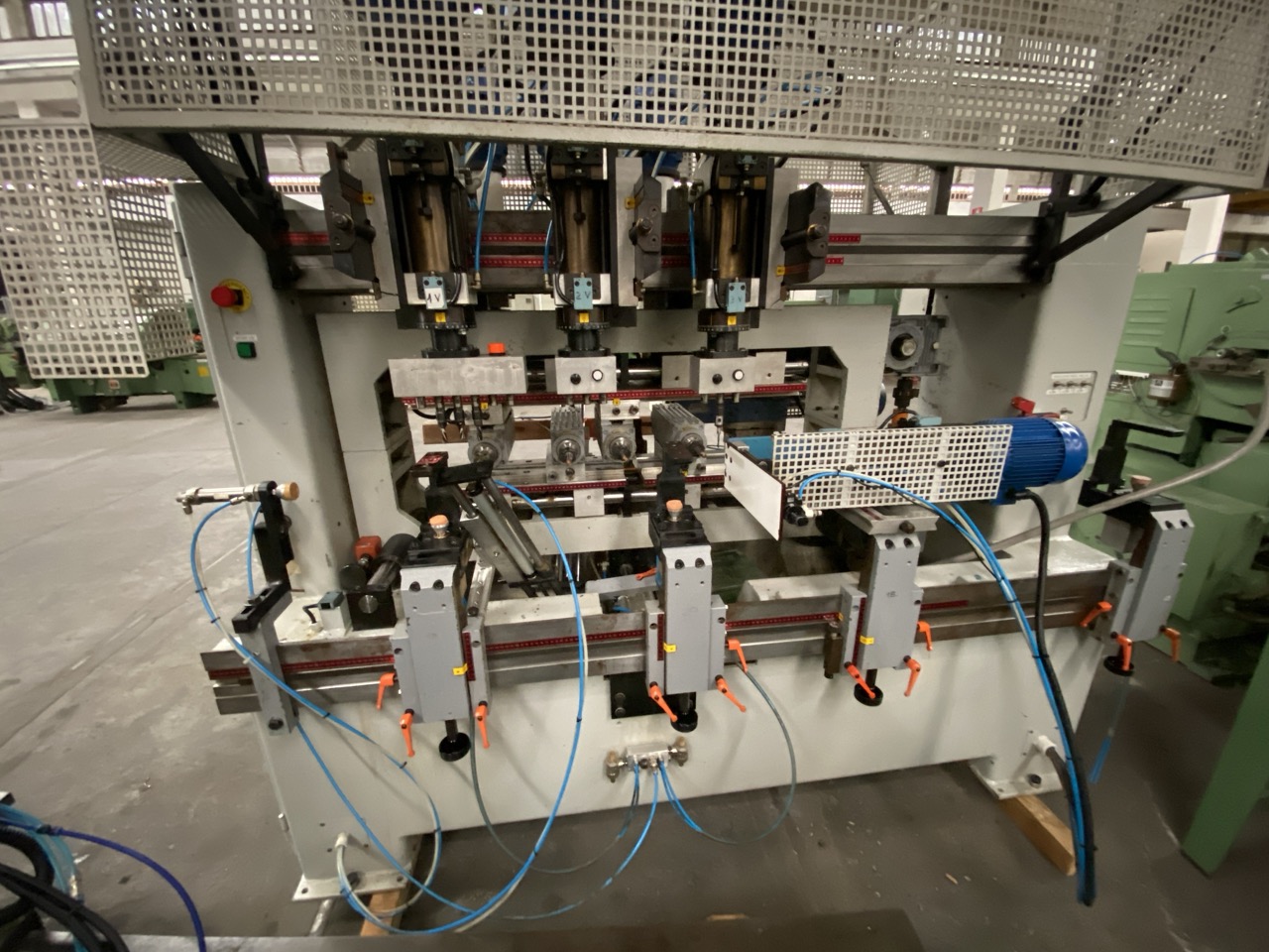 Usato 1999 Comec FMMOV-100/AF Mortasatrice a 2 banchi con caricatore automatico