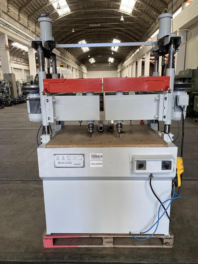 Usato Foratrice verticale a 4 mandrini regolabili, marca Camam