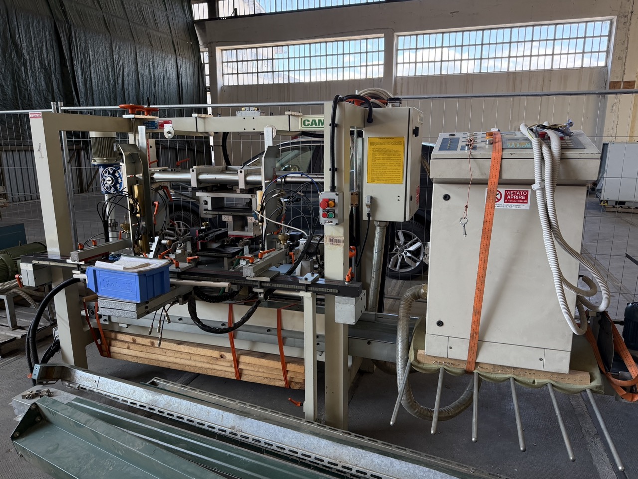 Usato 1995 Camam MO/30/6A/CR-PLC Mortasatrice automatica orizzontale