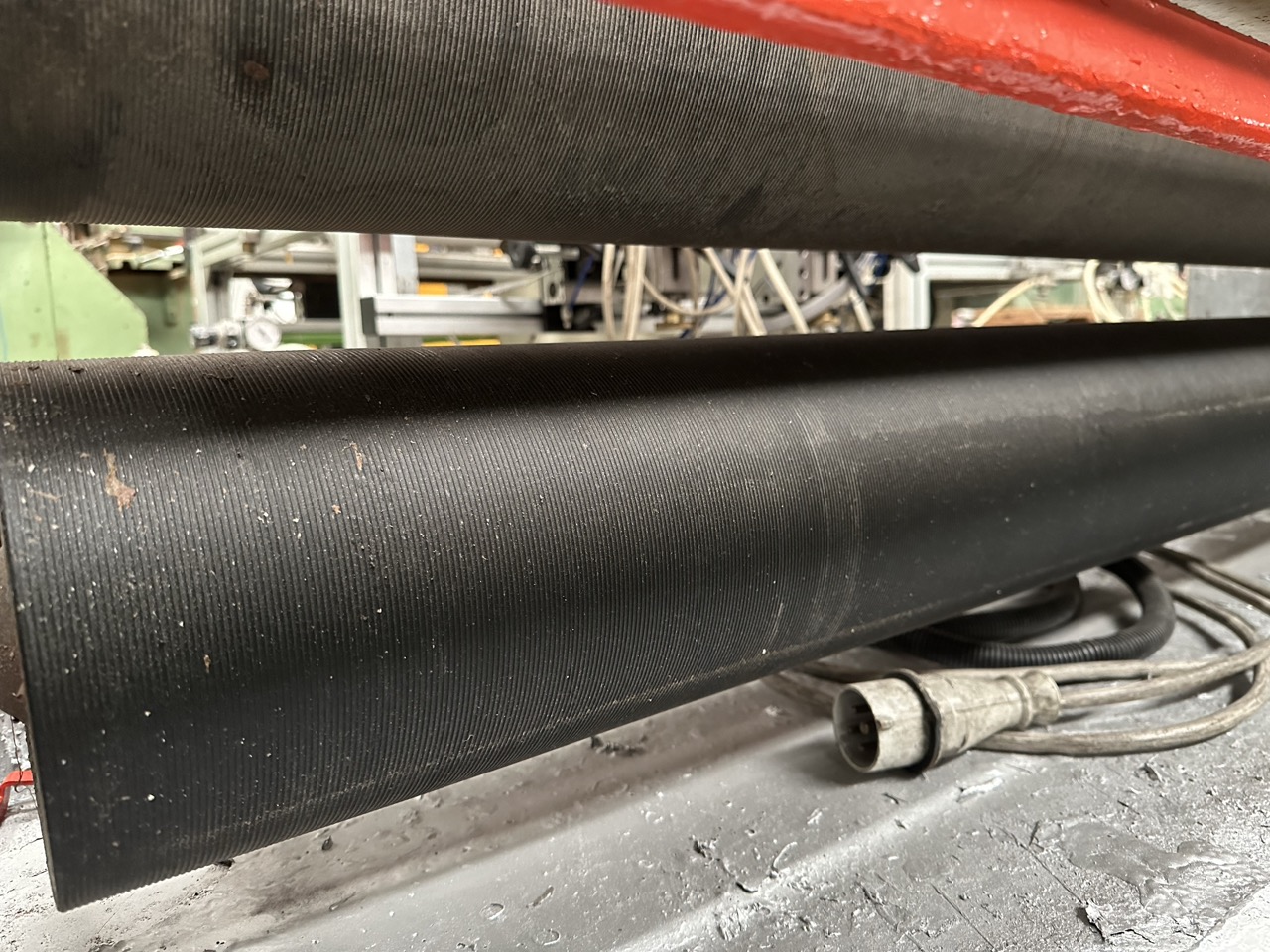 Ricondizionato Osama Spalmacolla a 2 rulli da 1300mm, marchiata CE