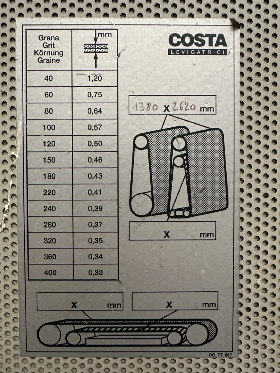 Usato 1999 Costa K757 CCC CCC 1350 Linea di calibratura a 3 rulli superiori e 3 rulli inferiori, larghezza tappeto mm. 1350