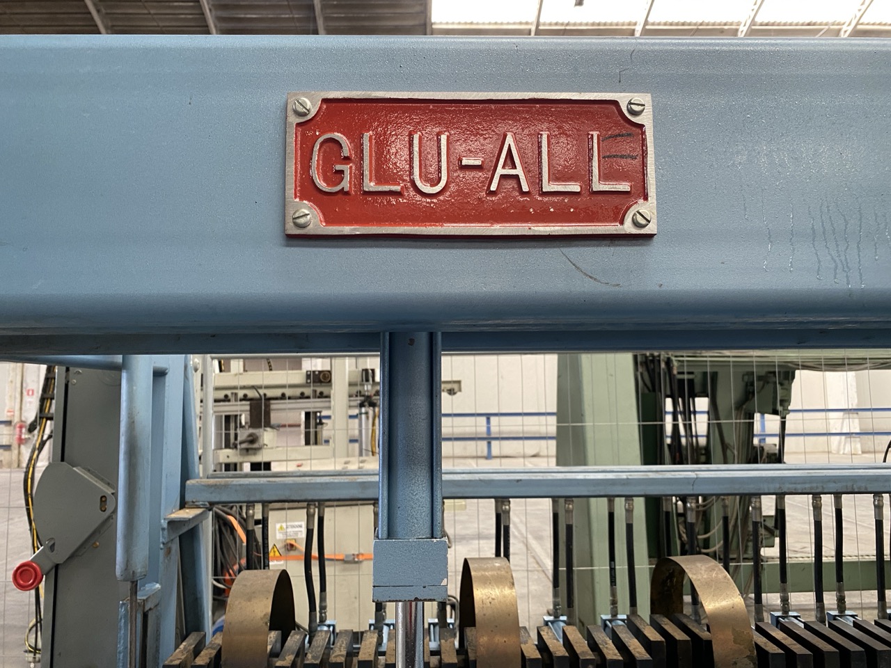Usato L&L Machinery Inc GLU-ALL Pressa per listellare ad alta frequenza, piano mm. 2700x1300