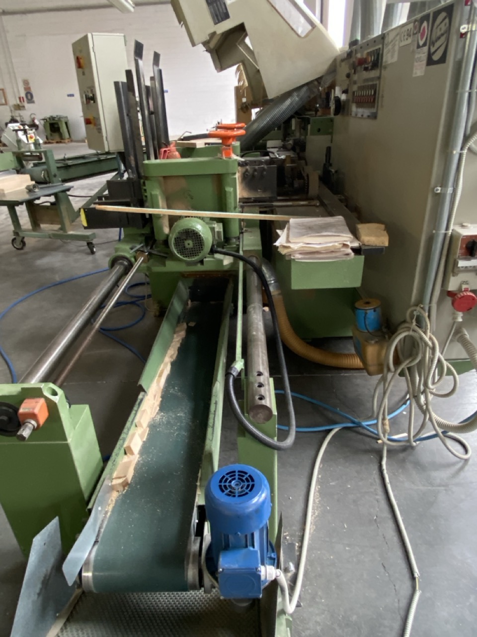 Usato Impianto completo 1994 Weinig U23 + Friulmac FN3 + giostra convogliatrice + nastro di ritorno + accessori