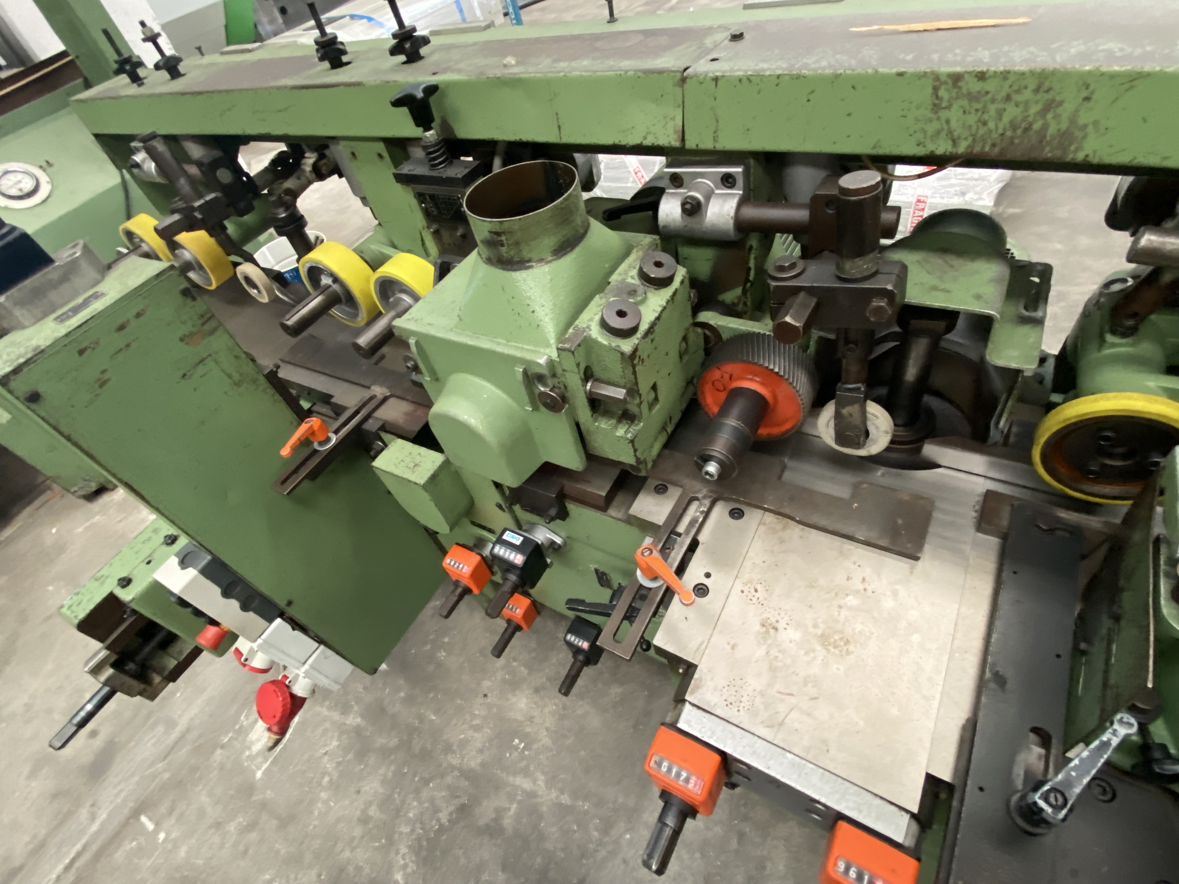 Usato Scorniciatrice Weinig Unimat 17A a 7 alberi