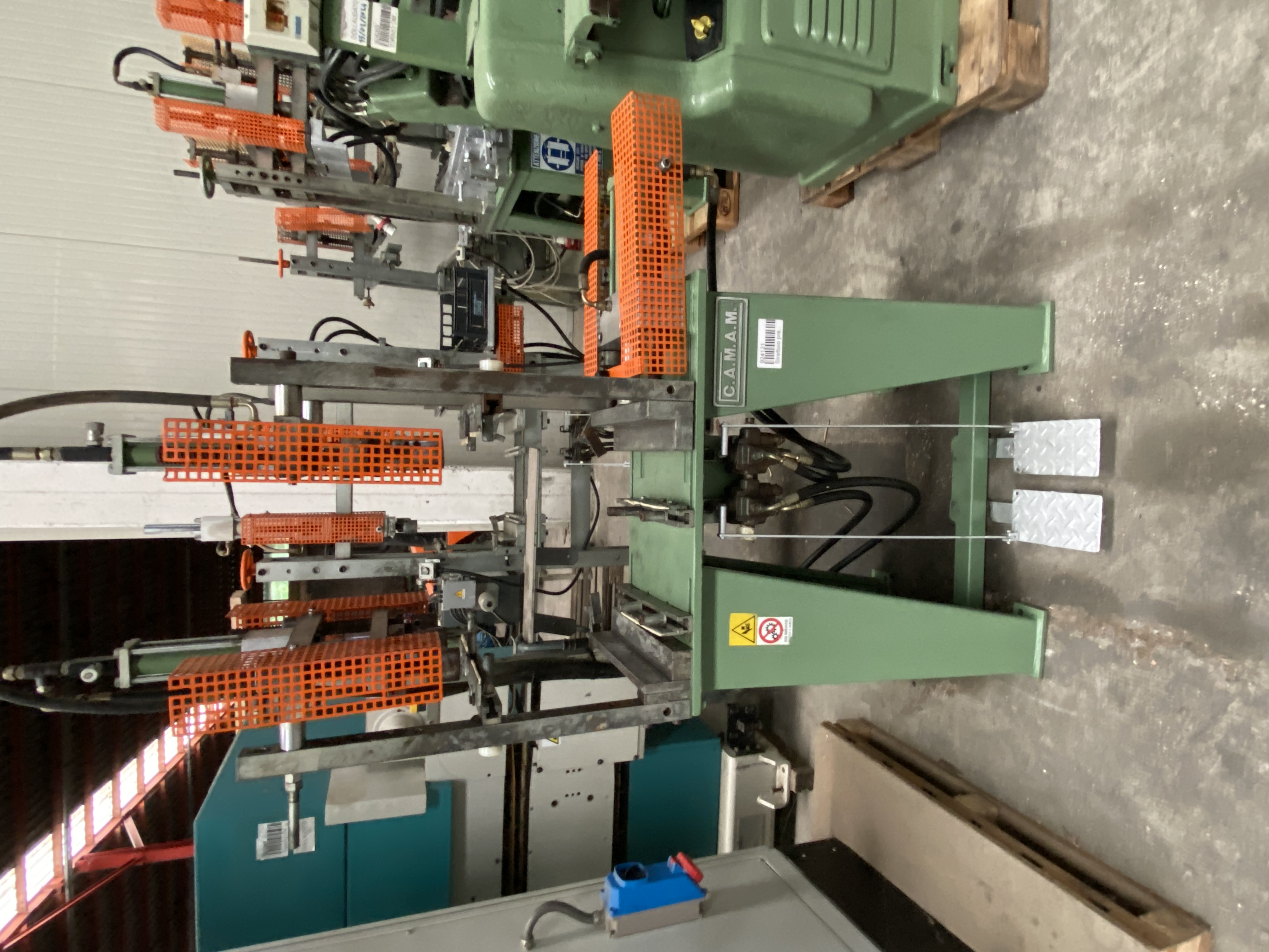 Usato Camam SI/PM Strettoio premontaggio idraulico per l'assemblaggio di sedie in legno