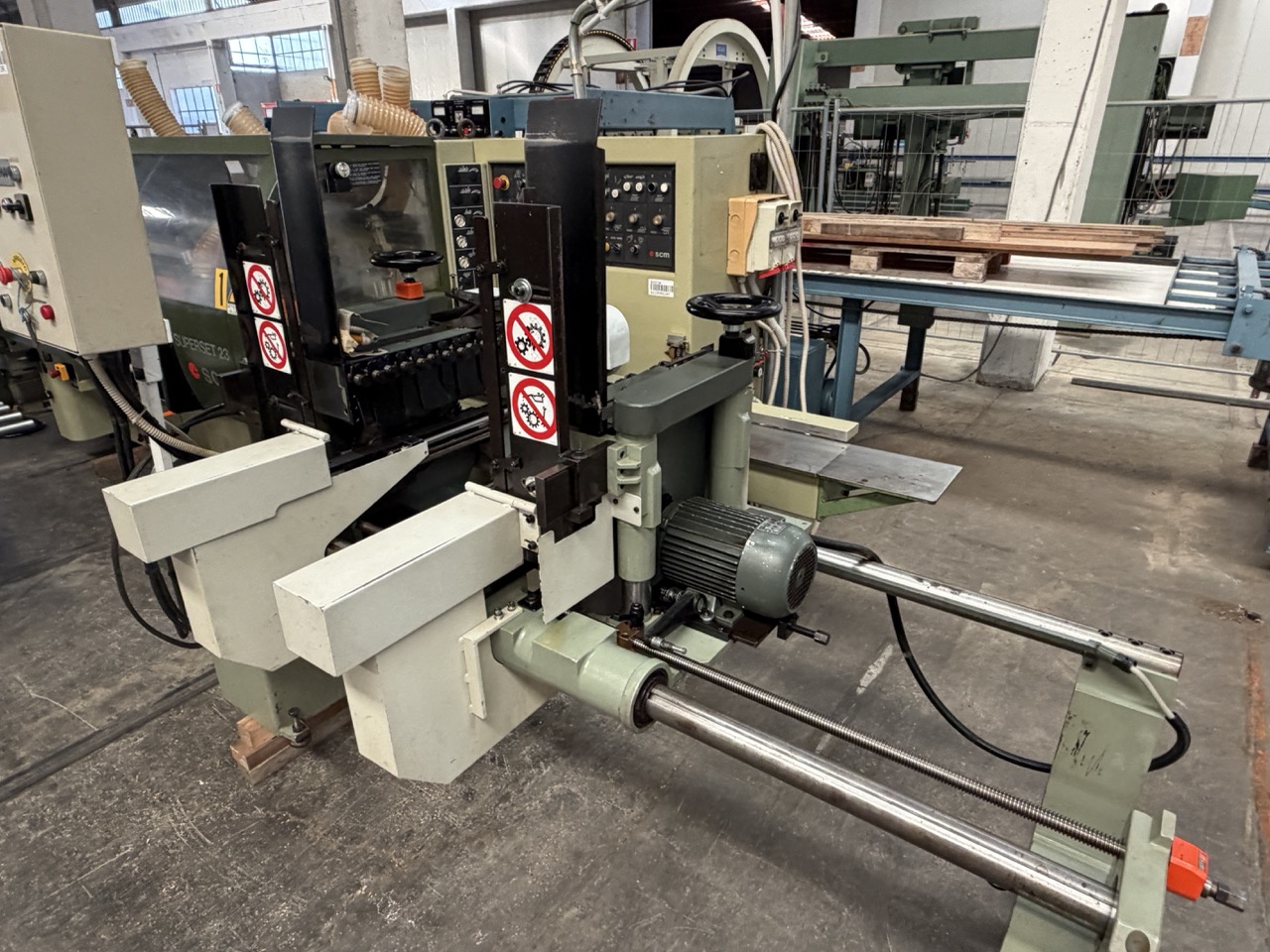 Usato Friulmac FN/3 Troncatore Caricatore per Scorniciatrice (con modifica per larghezza pezzi fino a mm 230)