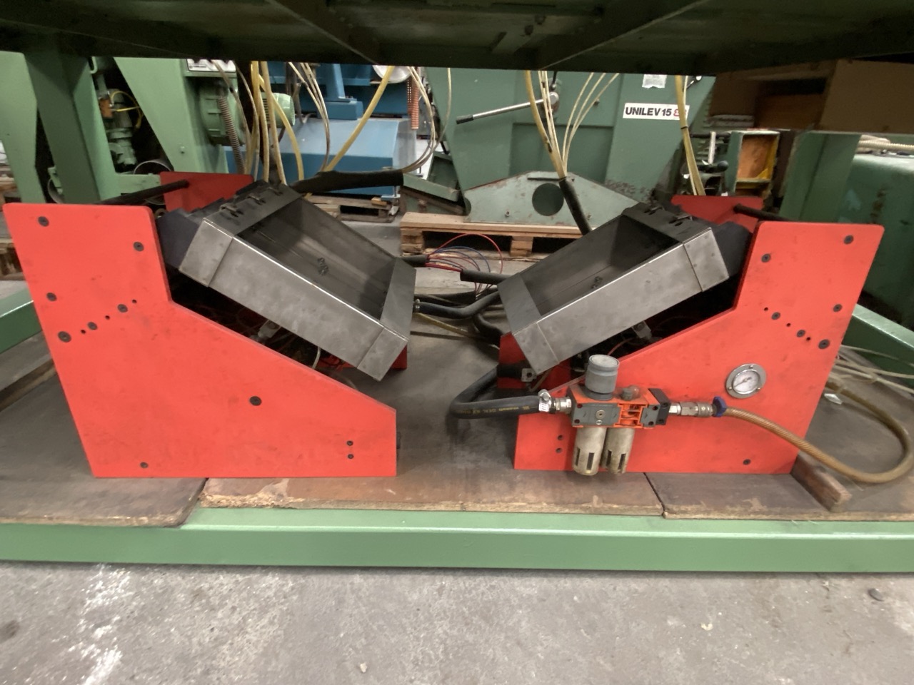 Usato Zucchelli Banco con Avvitatori multipli Zucchelli