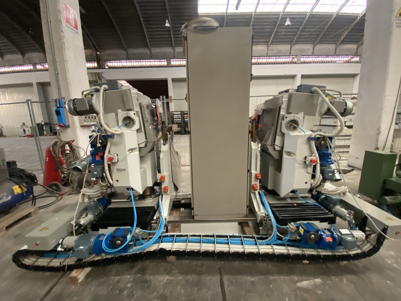 Usato 1999 Bacci TSD-E Tenonatrice Stondante doppia automatica