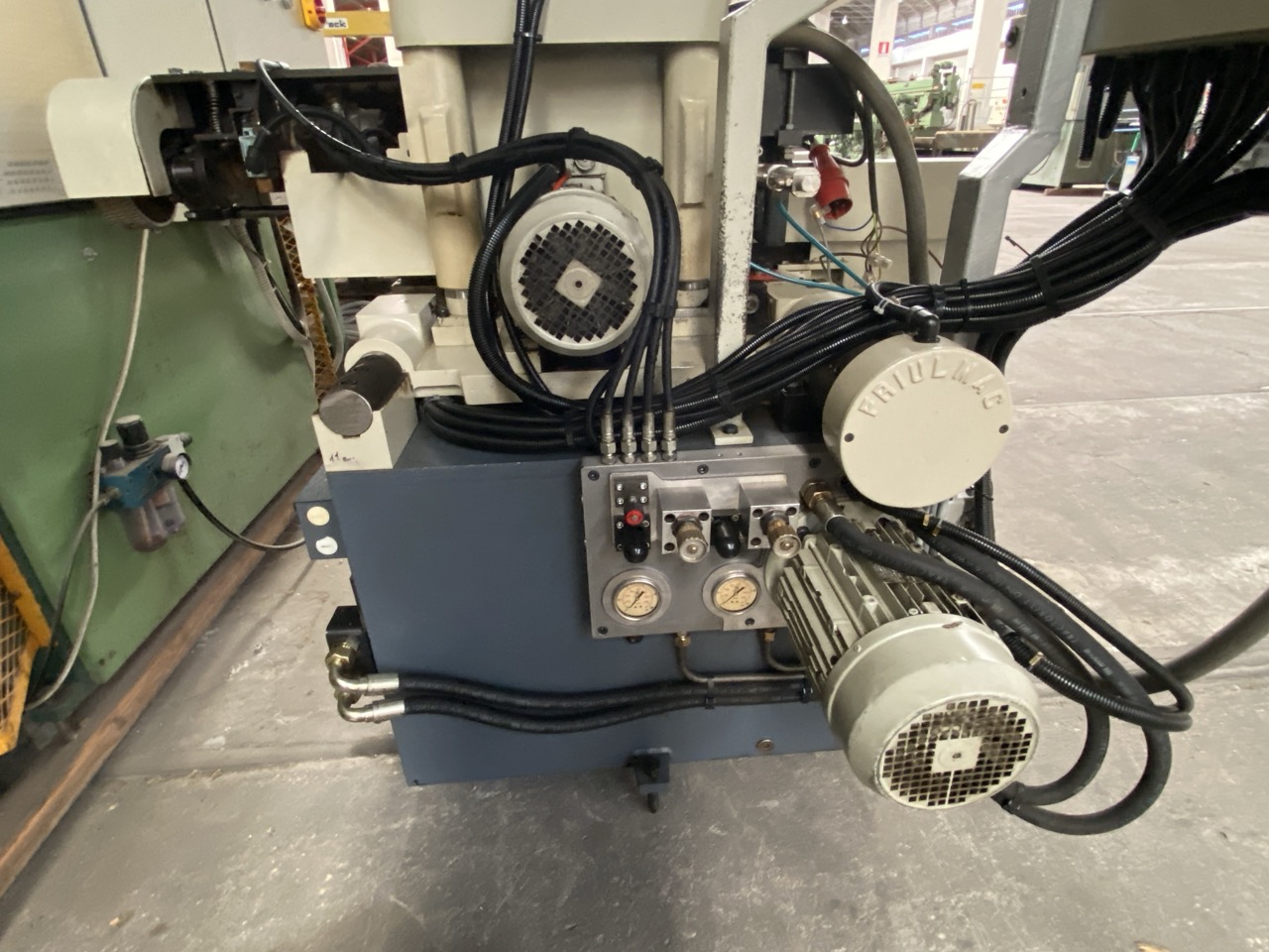 Usato 2002 Friulmac DUALFEED Troncatore - Caricatore per Scorniciatrice