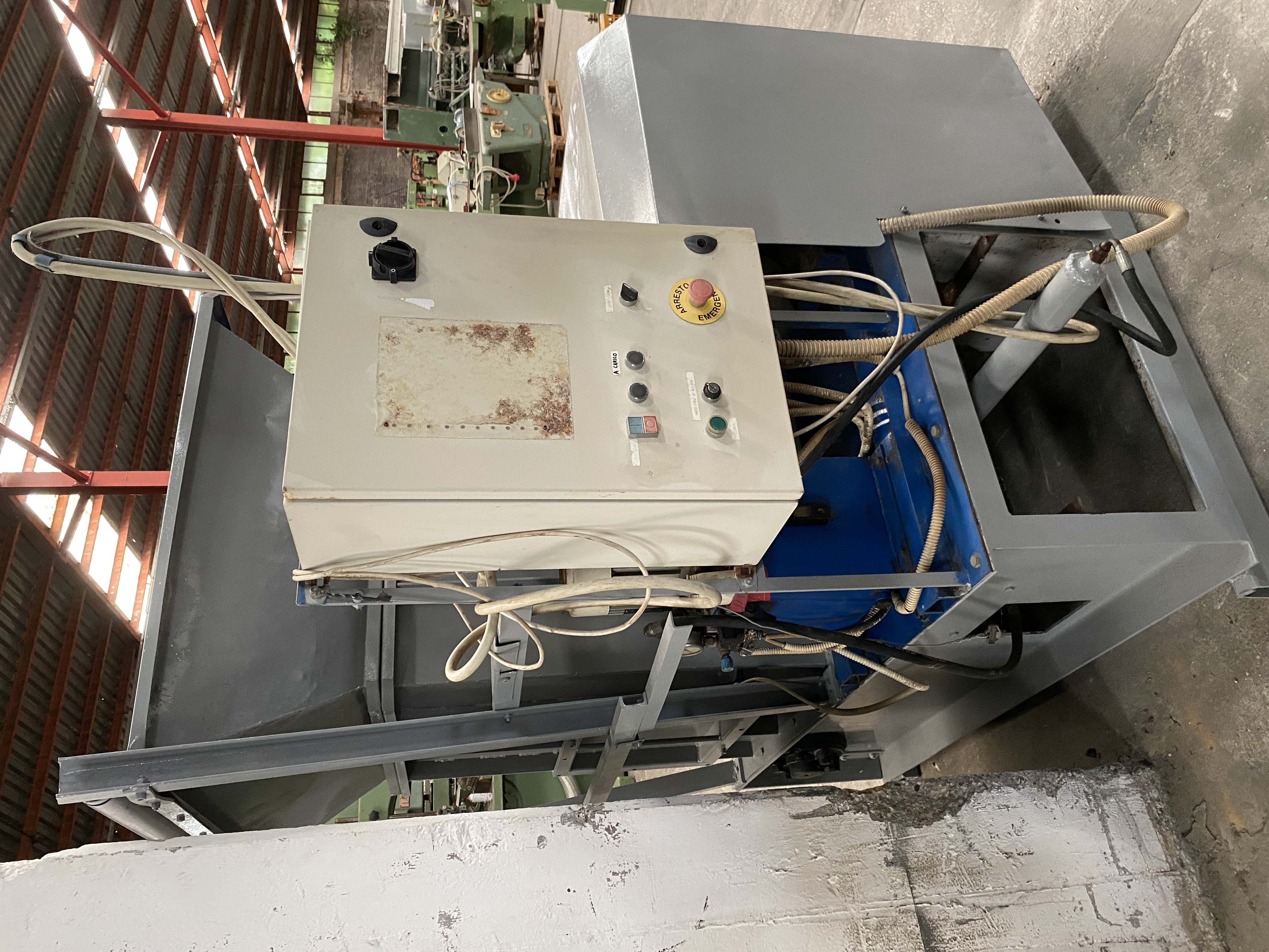 Usato Macinatore per legno, motore 22.5 HP