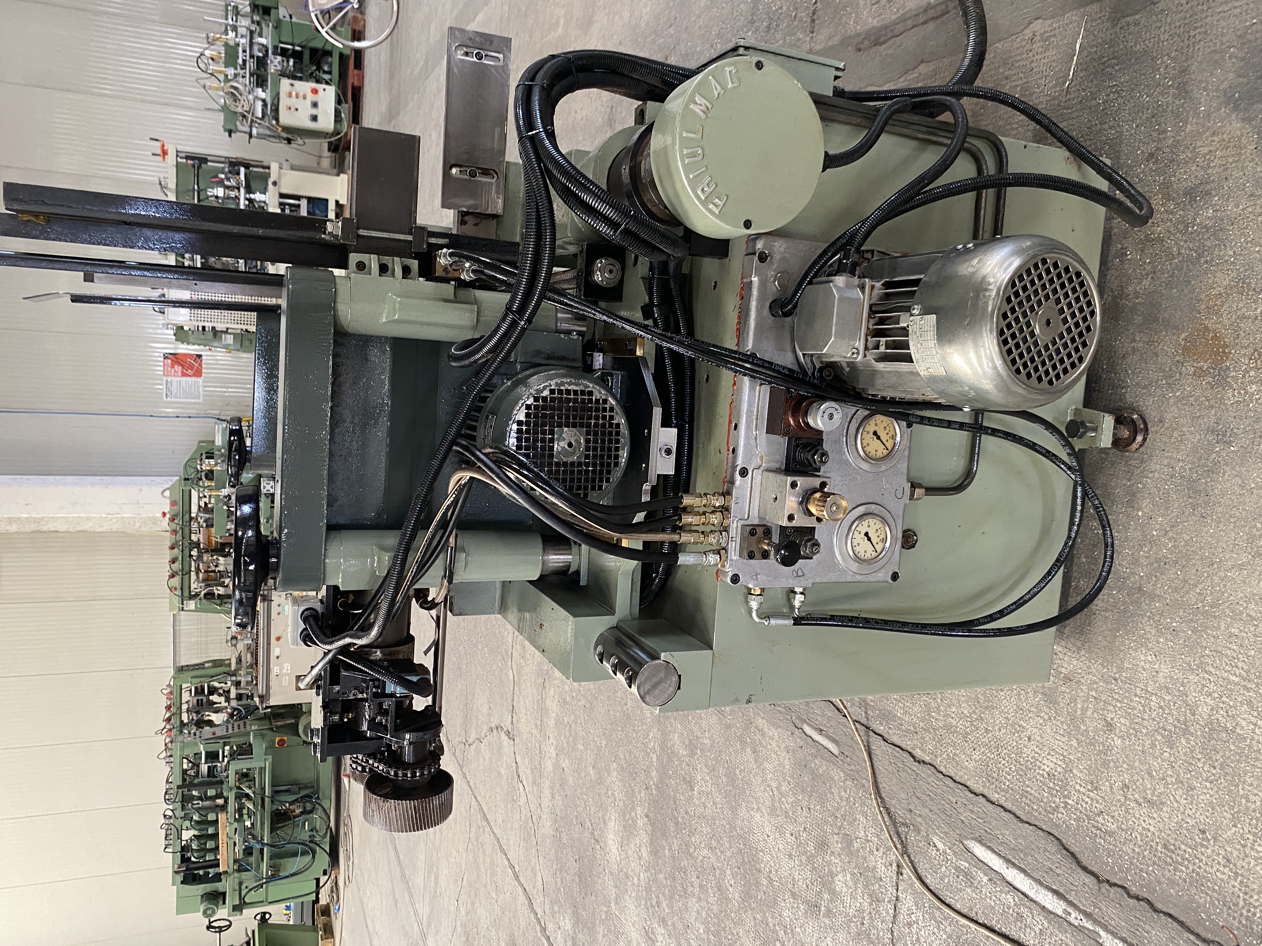 Usato Friulmac Dual Feed Troncatore e Caricatore idraulico per Scorniciatrice, lunghezza max 3500mm
