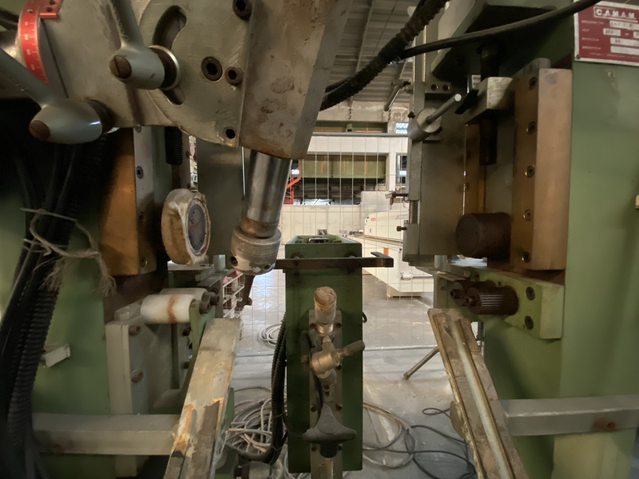 Usato Camam ZDD1F Zigrinatrice per pezzi tondi con gruppo a forare