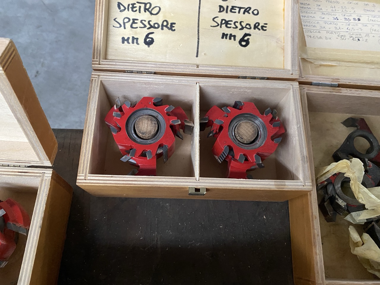 Usato Gruppi di frese per Tenonatrici Stondandi doppie Bacci o Balestrini