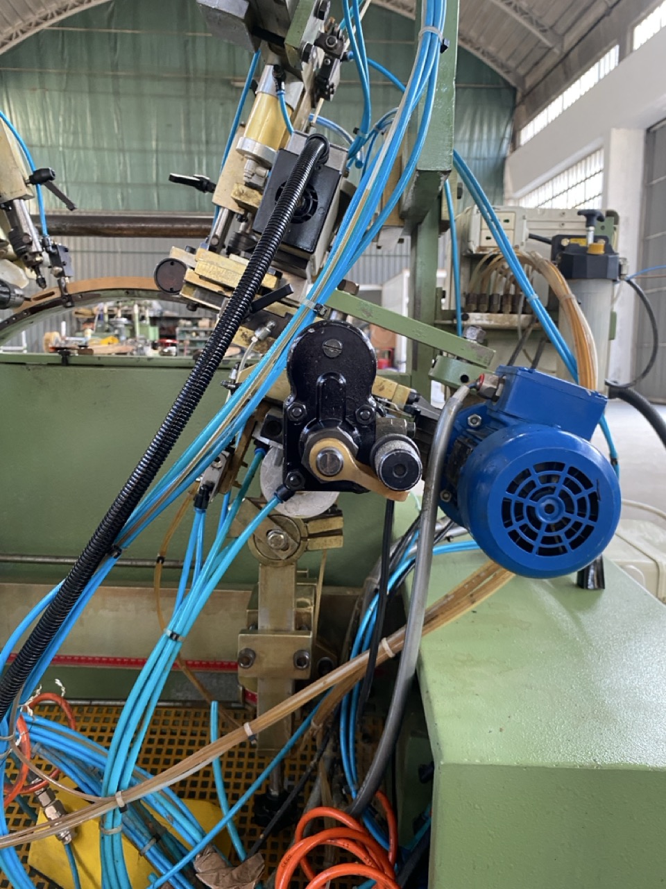 Usato Foratrice Mortasatrice orizzontale e verticale, inclinabile