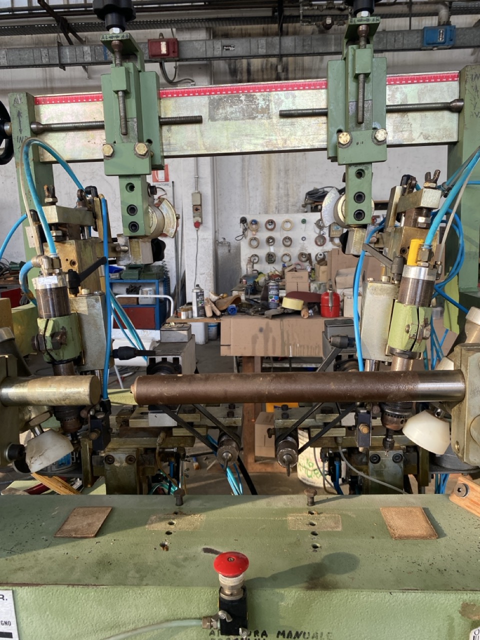 Usato Foratrice Mortasatrice orizzontale e verticale, inclinabile