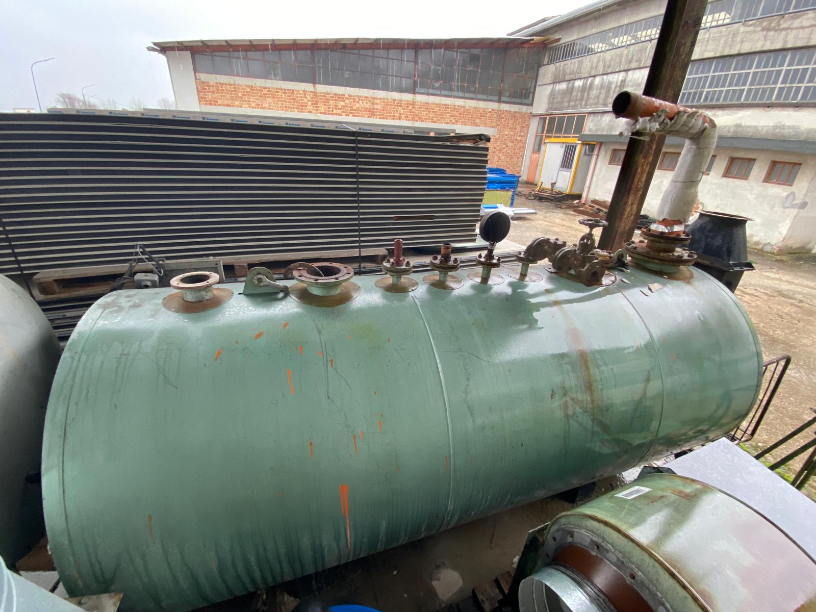 Usato Caldaia per acqua calda, alimentazione a legna, 300.000 kcal/h