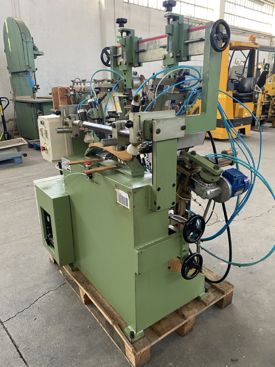 Usato Foratrice Mortasatrice orizzontale e verticale, inclinabile