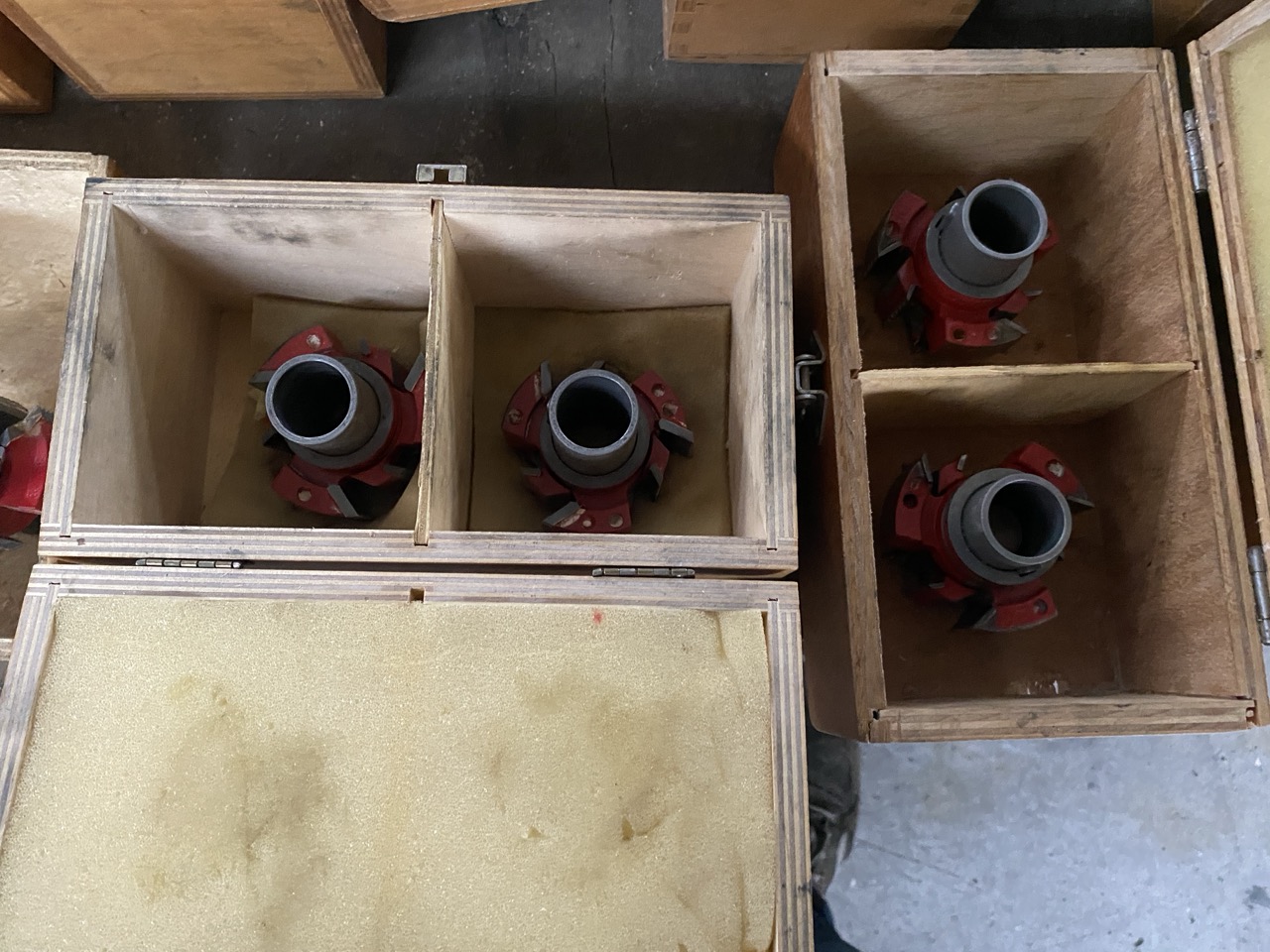 Usato Gruppi di frese per Tenonatrici Stondandi doppie Bacci o Balestrini