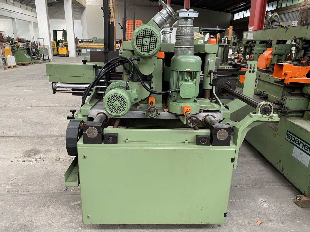 Usato 1995 Friulmac FN7 1300 Troncatrice Fresatrice per teste di Parquet o prodotti simili