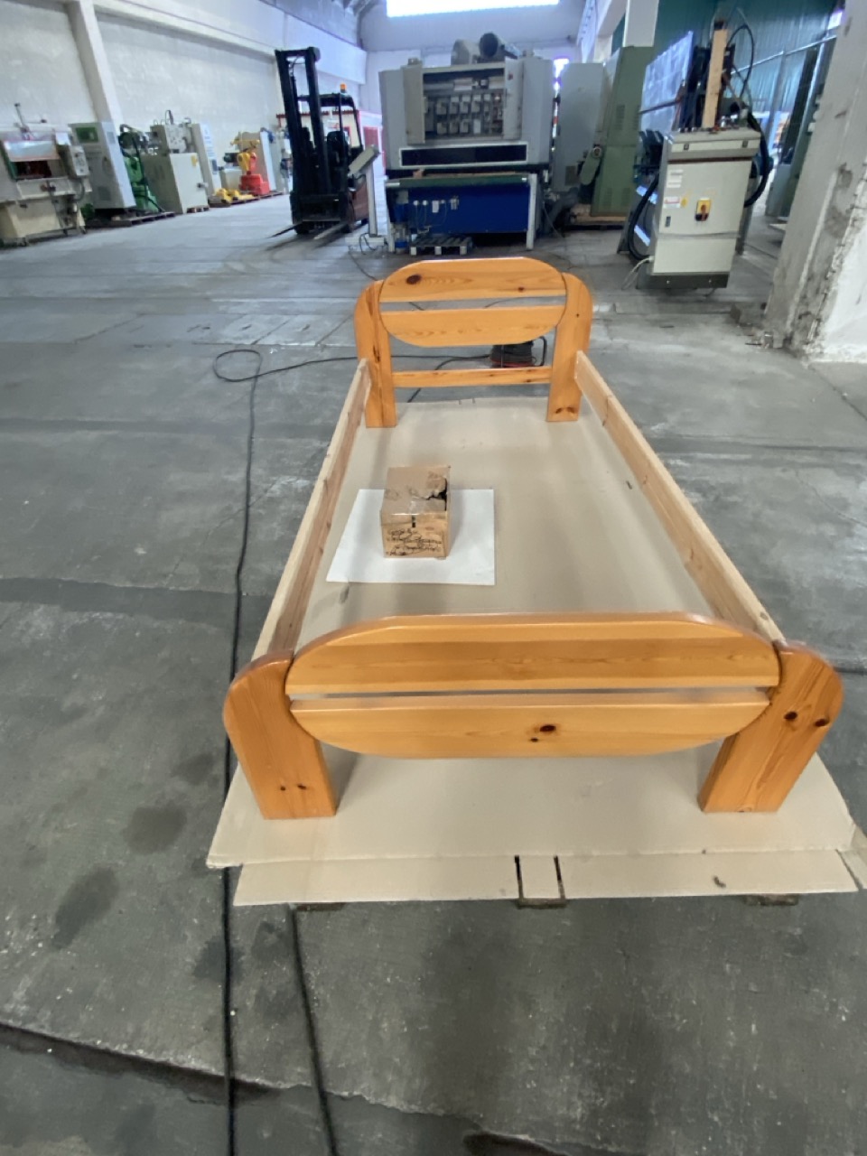 Usato Comec Foratrice Fresatrice Comec per fianchi di letto o simili