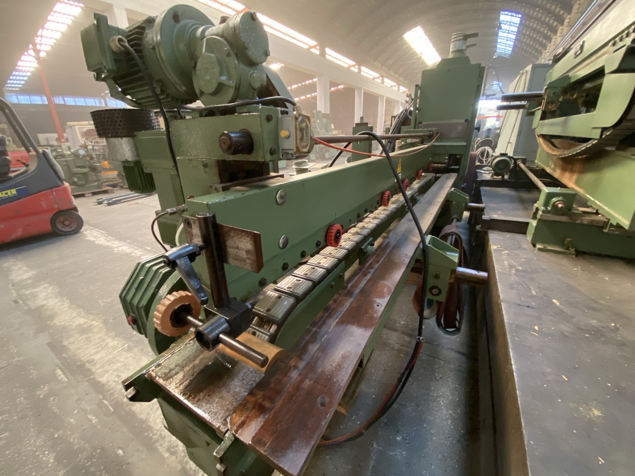 Usato Levigatrice per elementi marca Tagliabue a 2 nastri per lato