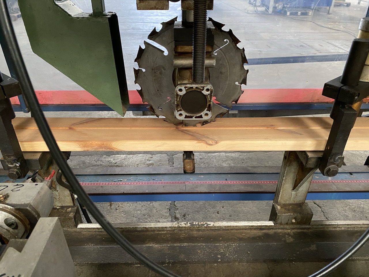 Usato Comec FM/OV2000 CAF Foratrice orizzontale e verticale con gruppi seghe verticali