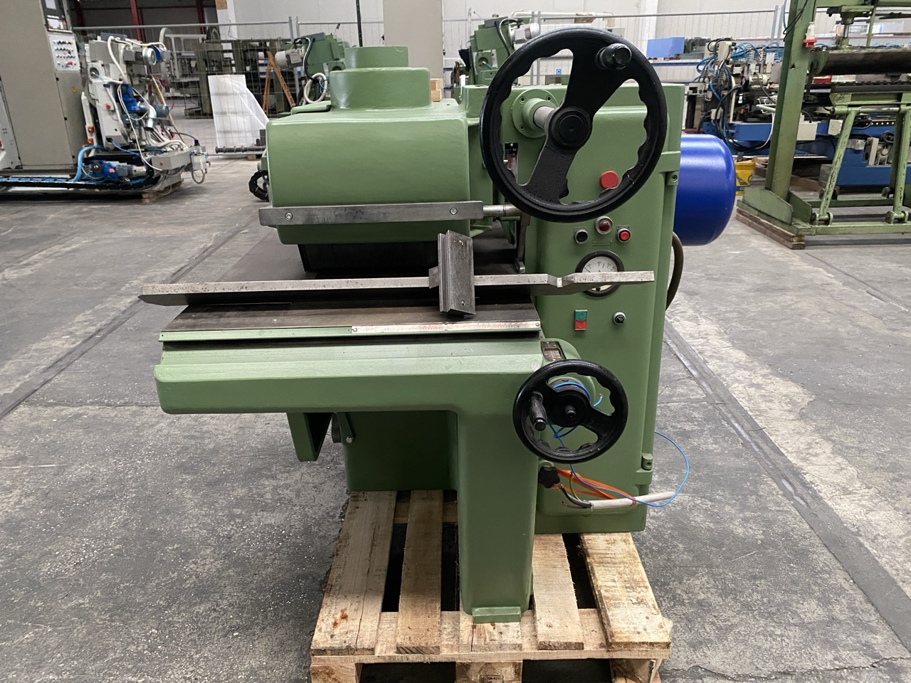 Usato Gabbiani Multilame con tappeto da cm. 30 e motore 20 HP