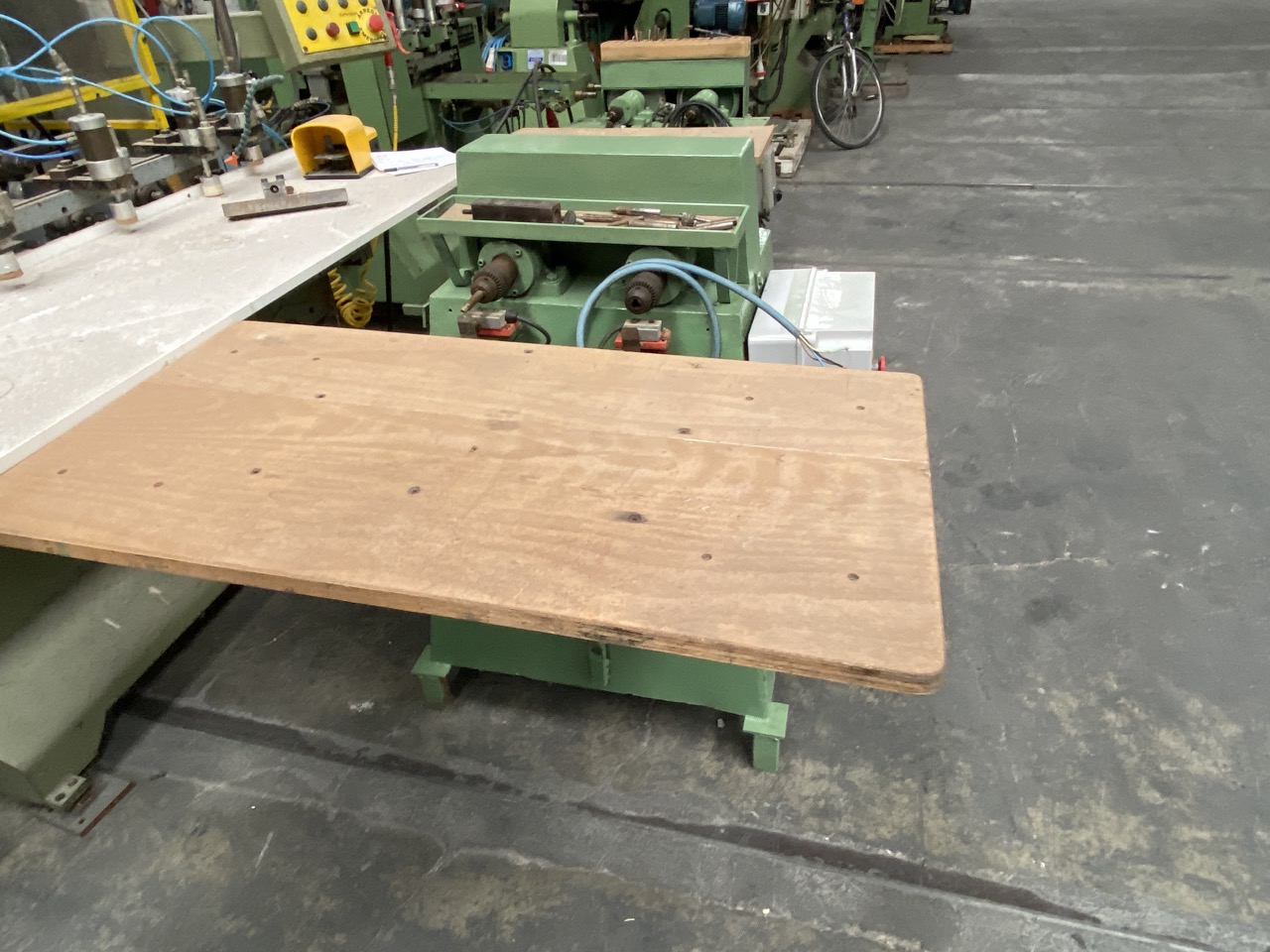 Ricondizionato Foratrice a 2 mandrini