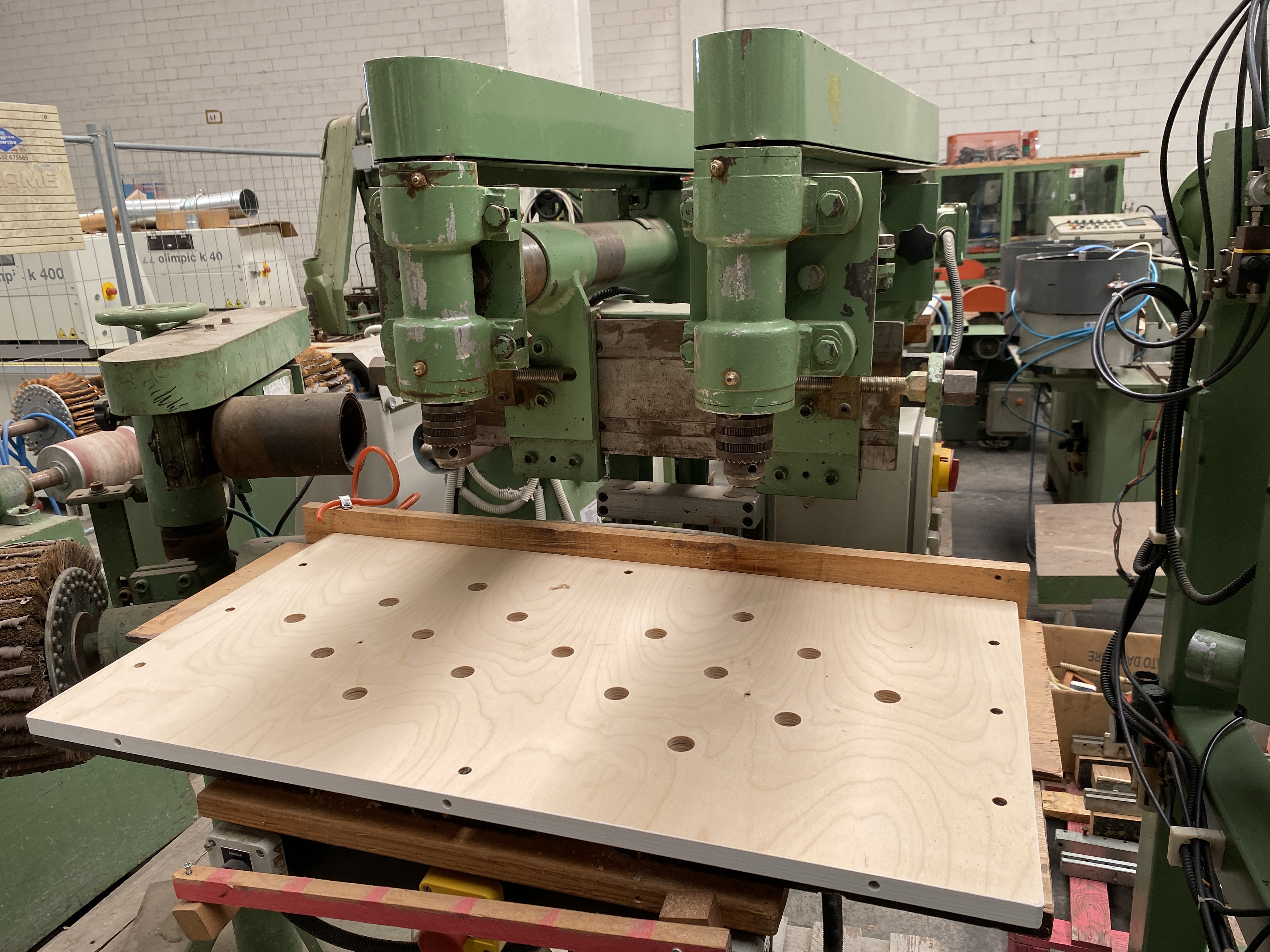 Usato Foratrice verticale a 2 mandrini regolabili