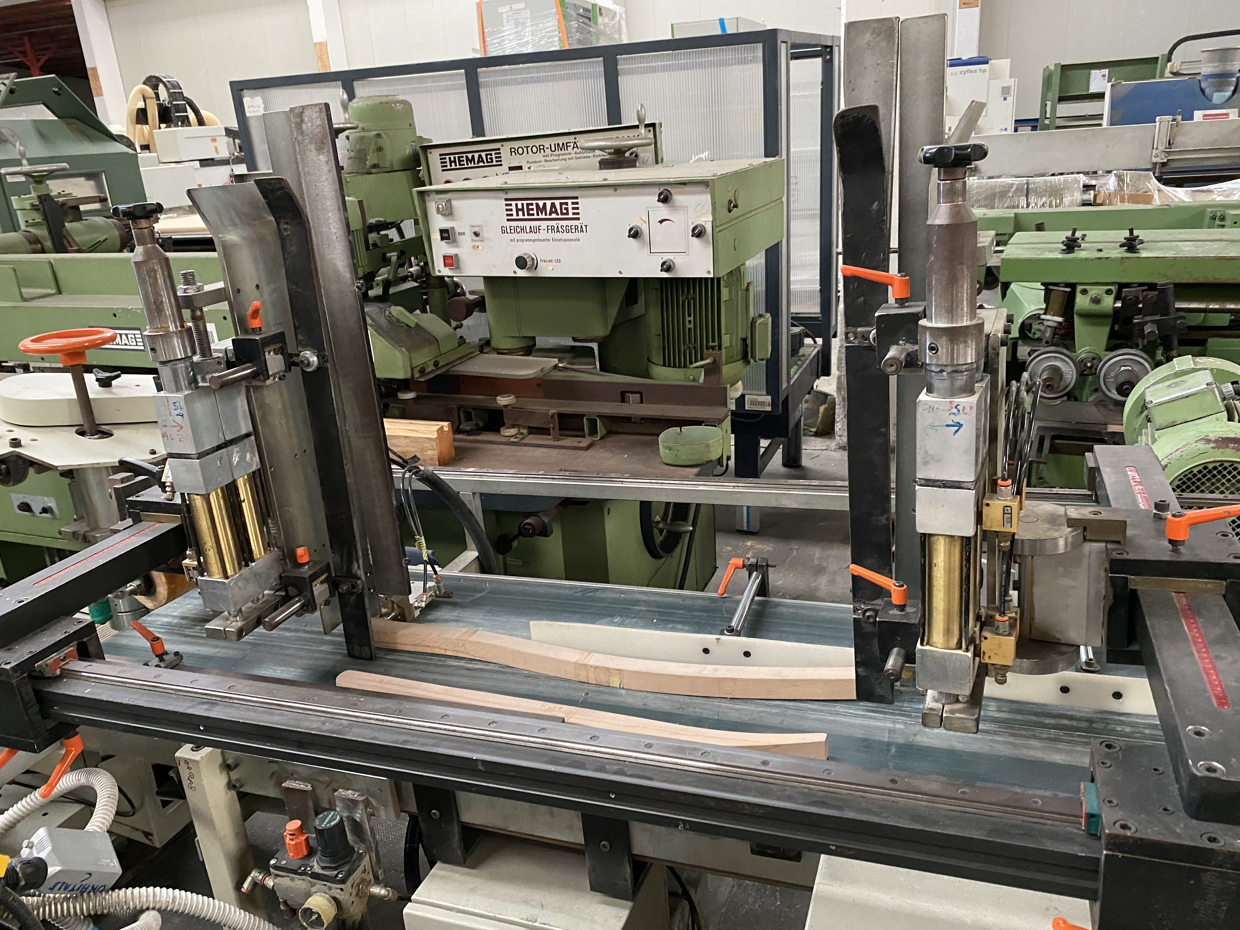 Usato Camam LEC200/AV (modificata) con nastro di introduzione e caricatore