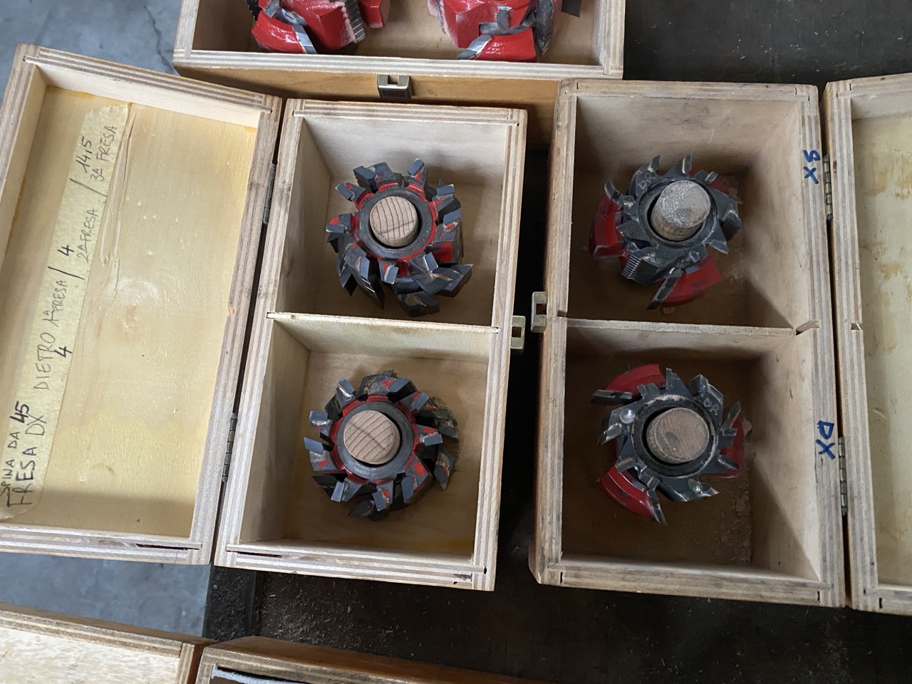 Usato Gruppi di frese per Tenonatrici Stondandi doppie Bacci o Balestrini