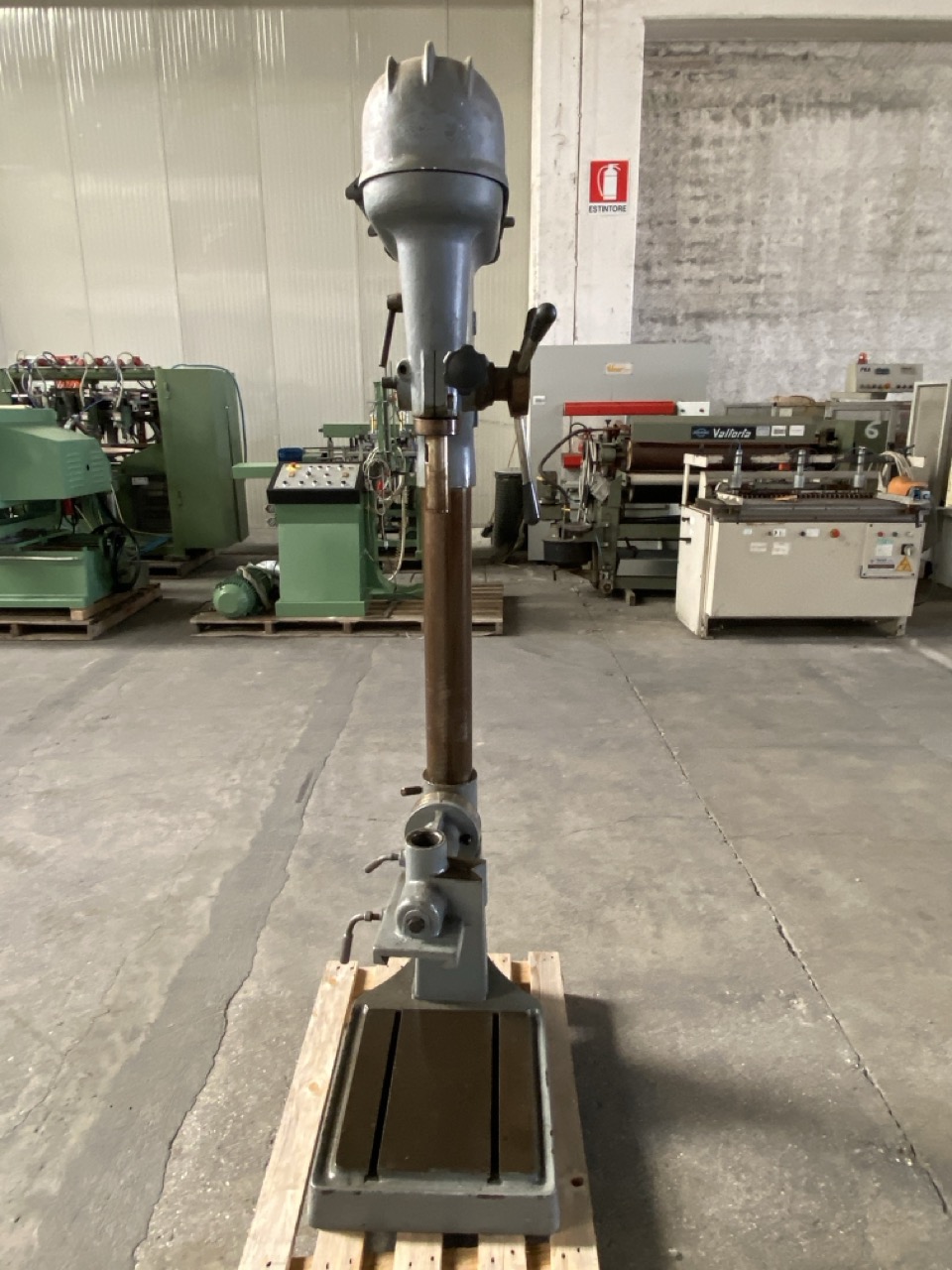 Usato Stock di Trapani a colonna senza motore