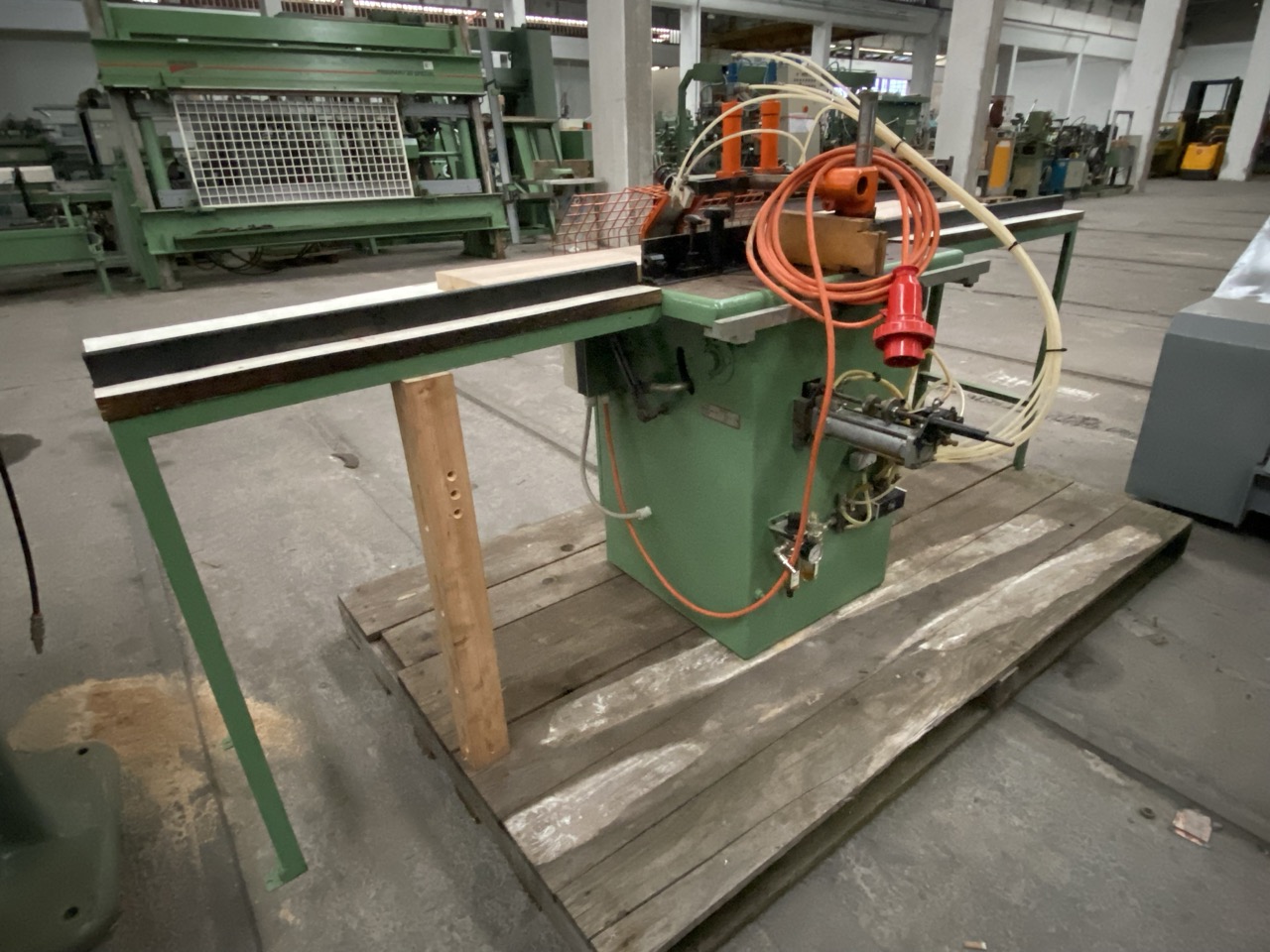 Usato Stromab Troncatrice per Tavole fino a mm. 250, altezza mm. 100