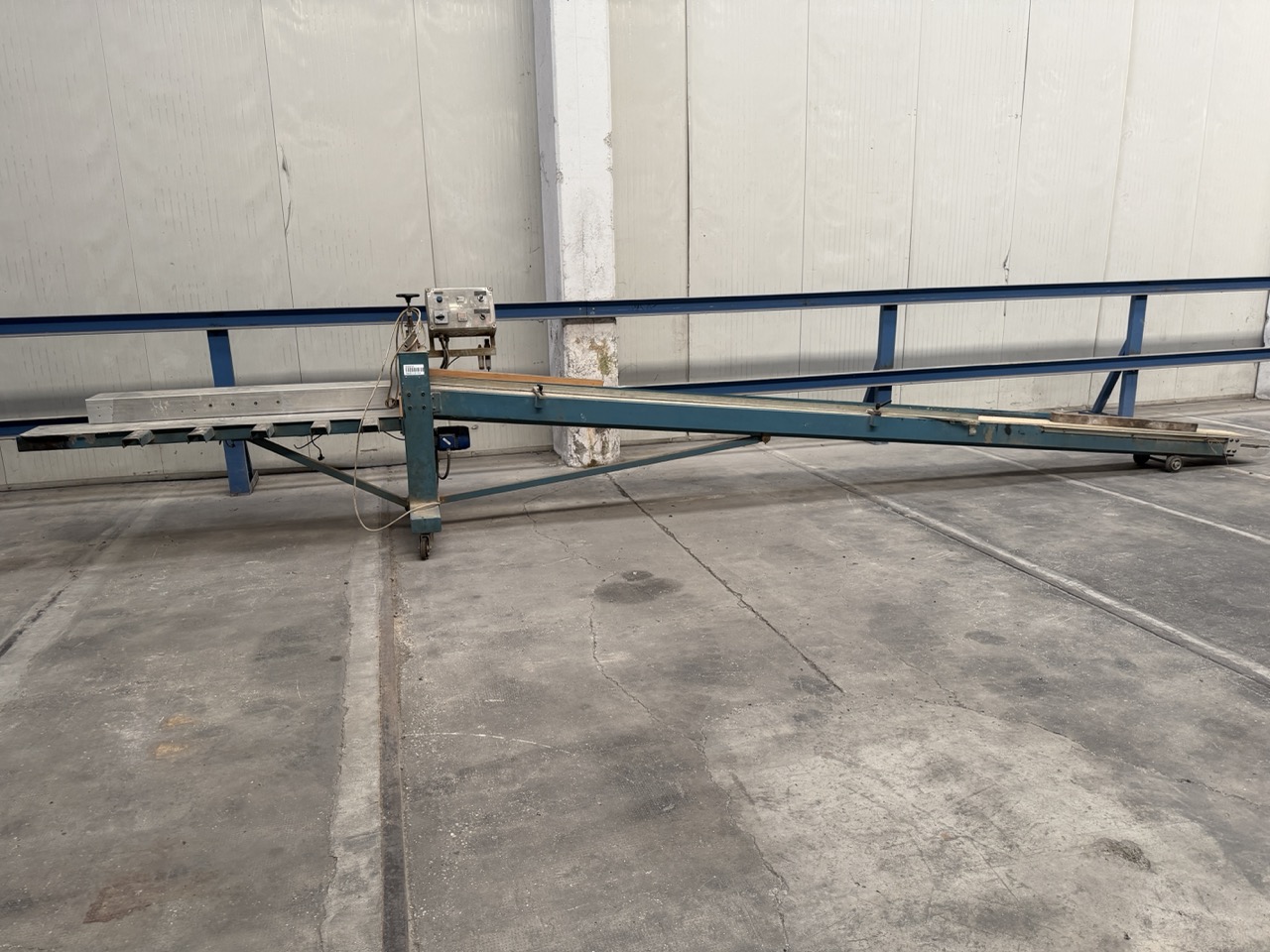 Usato Nastro di ritorno per Scorniciatrice con accatastatore automatico, da mm. 5500